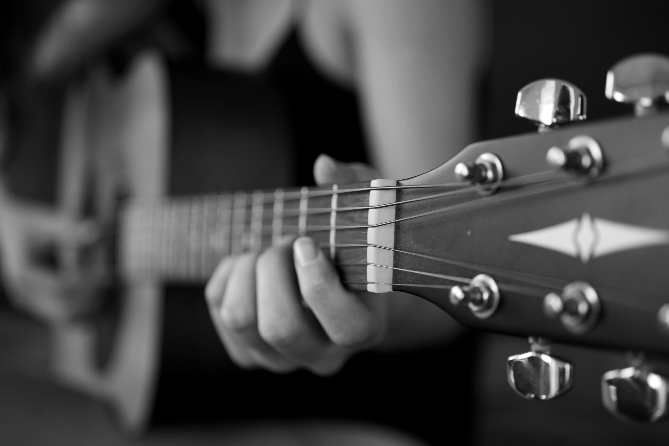 Guitar girl. Фотограф Людмила Белова