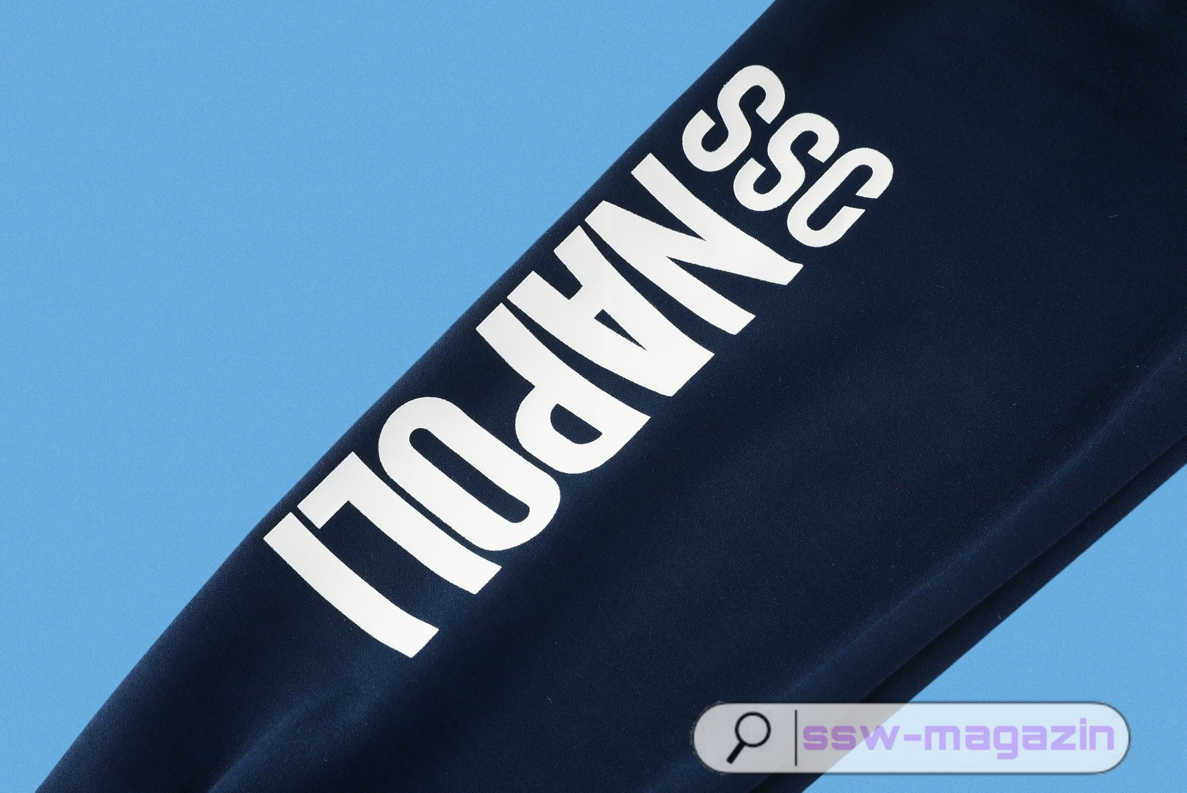 Белый костюм Napoli 2026 armani купить. Футбольный магазин — ssw_magazin