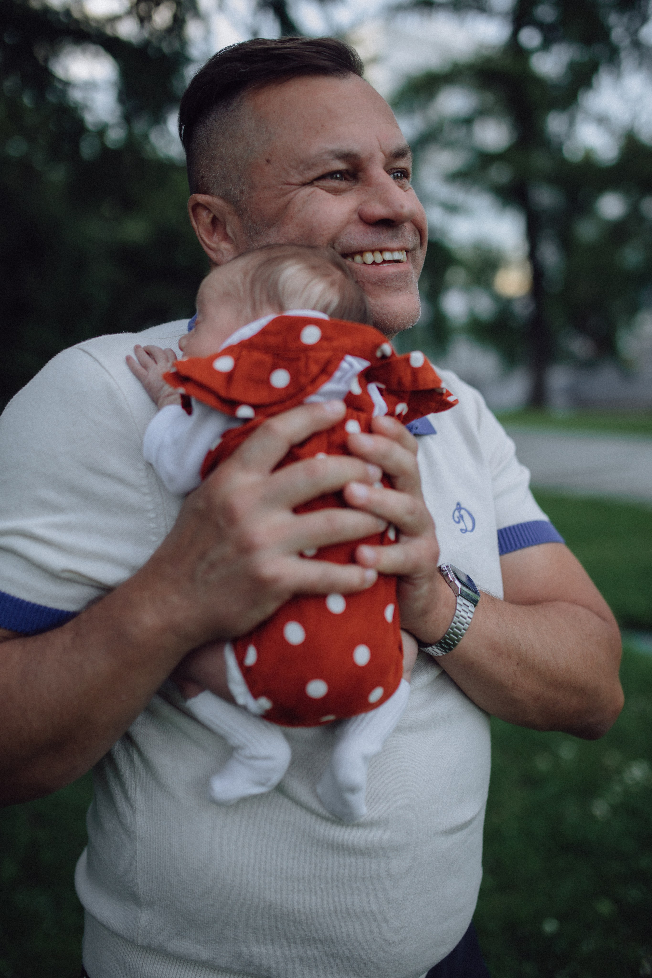 Прогулочная фотосессия новорожденного. Семейный фотограф в Москве и Люберцах Юлия Гуськова