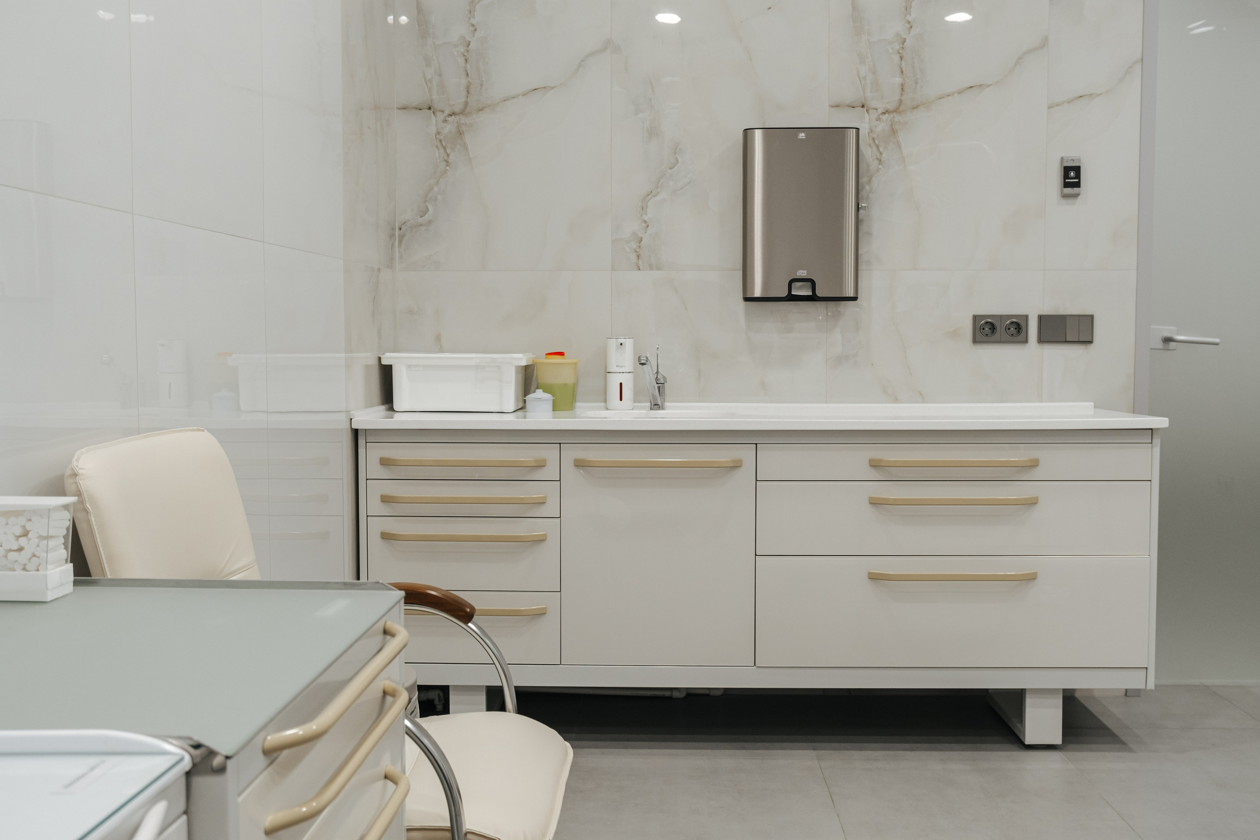 «IMPLANT DENT» Стоматологическая клиника. Фуд и предметный фотограф Виталий Морозов г. Москва