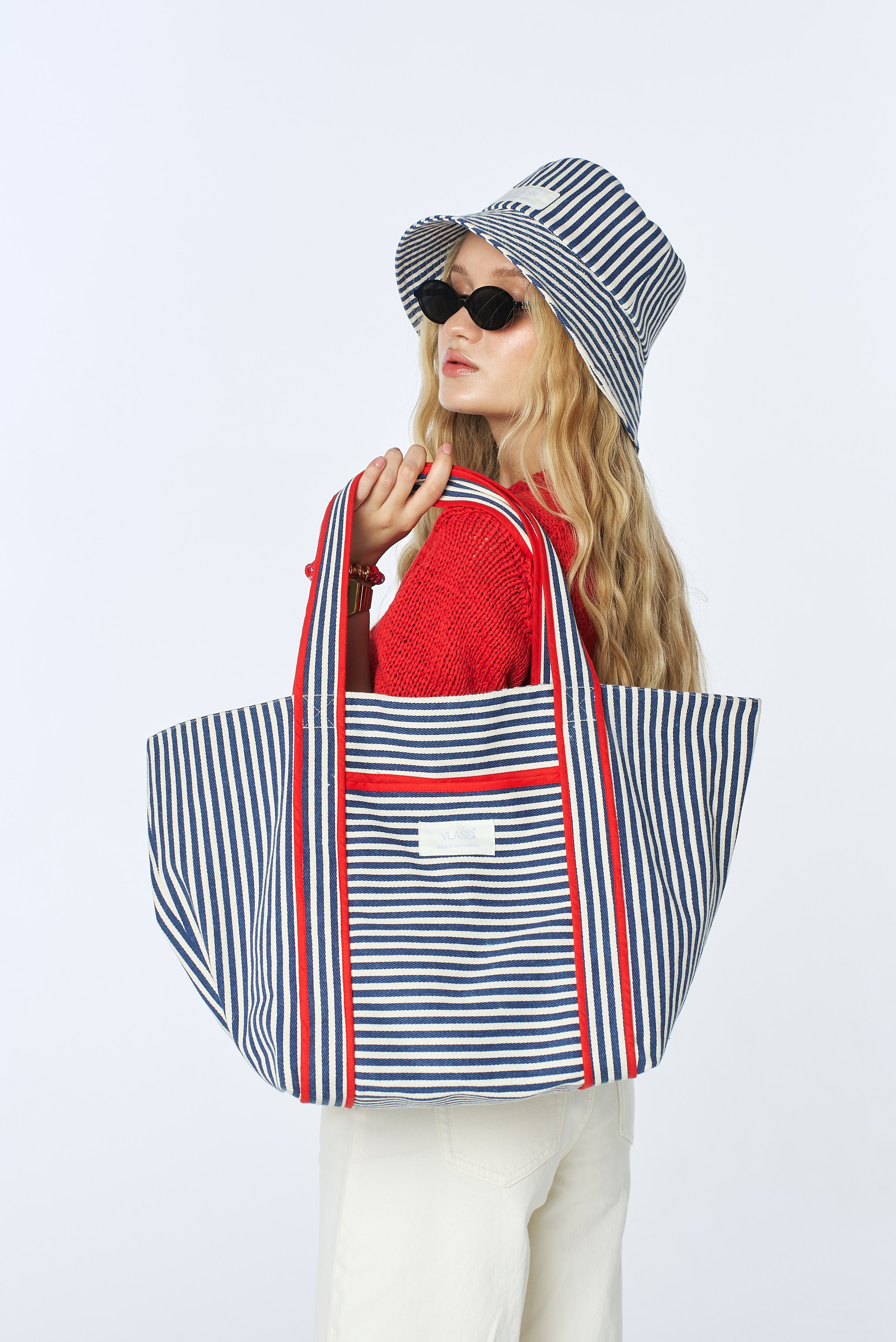 Каталог сумки. Фото и видео для брендов и бизнеса