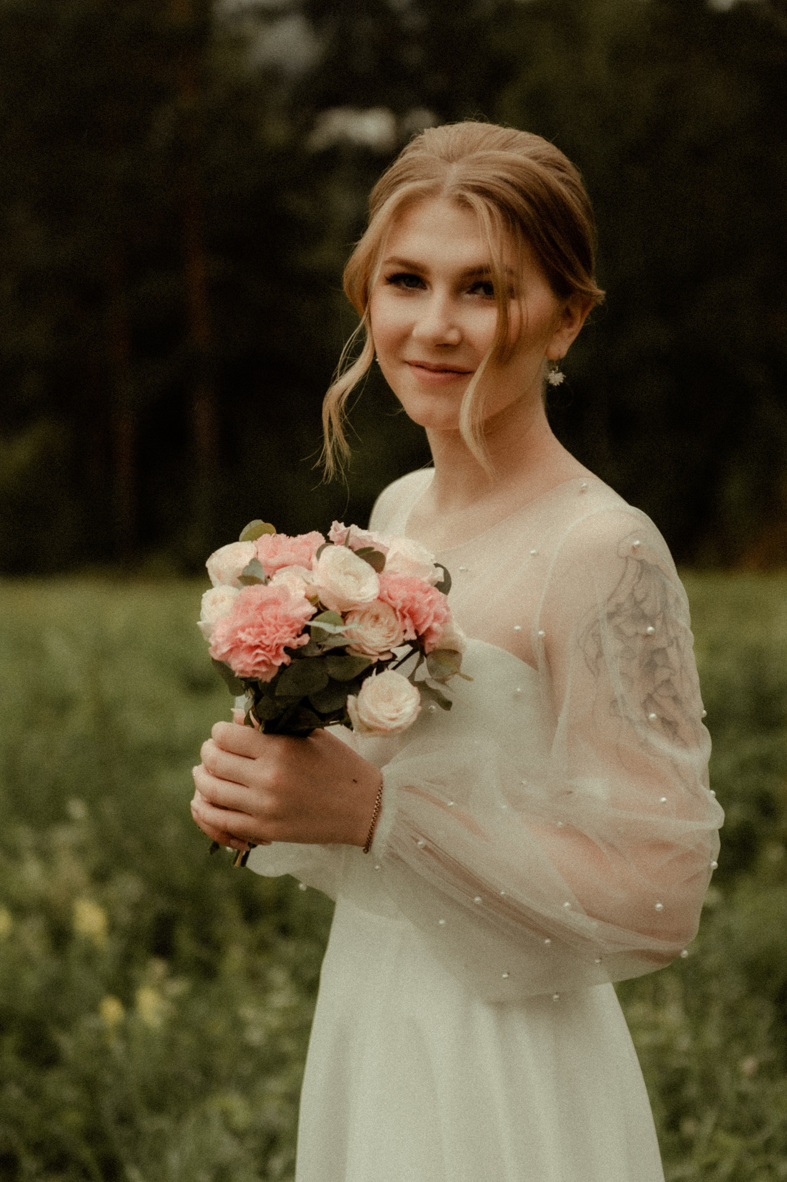 Свадебные фотографии. Фотограф в Барнауле Дарья Бутурлакина. Люби.Цени.Касайся