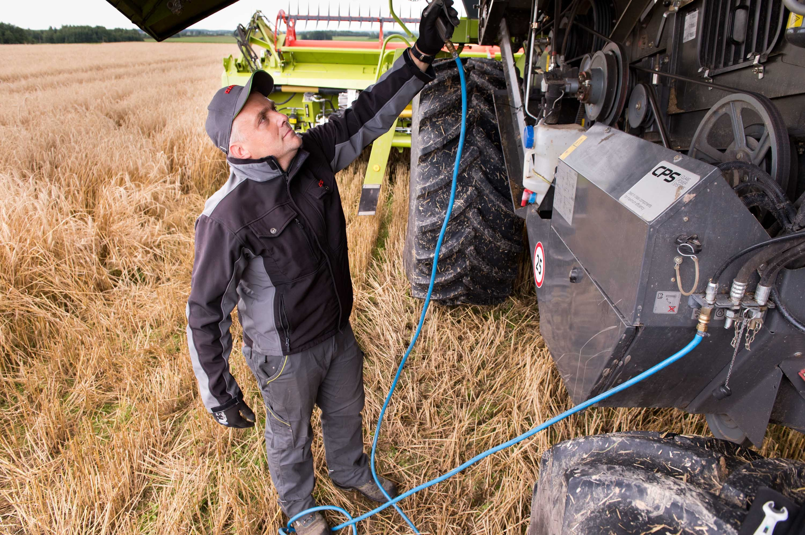 Обзор сельскохозяйственной техники CLAAS. Репортажный фотограф и видеограф Слава Думчев. Тимбилдинги, отчетники, корпоративы