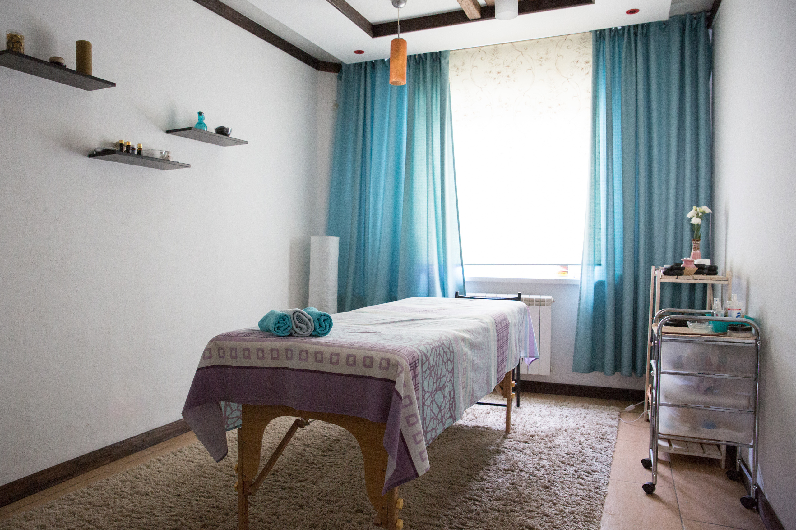 Массаж. Марина Соколова. Контентный и семейный фотограф г. Красноярск