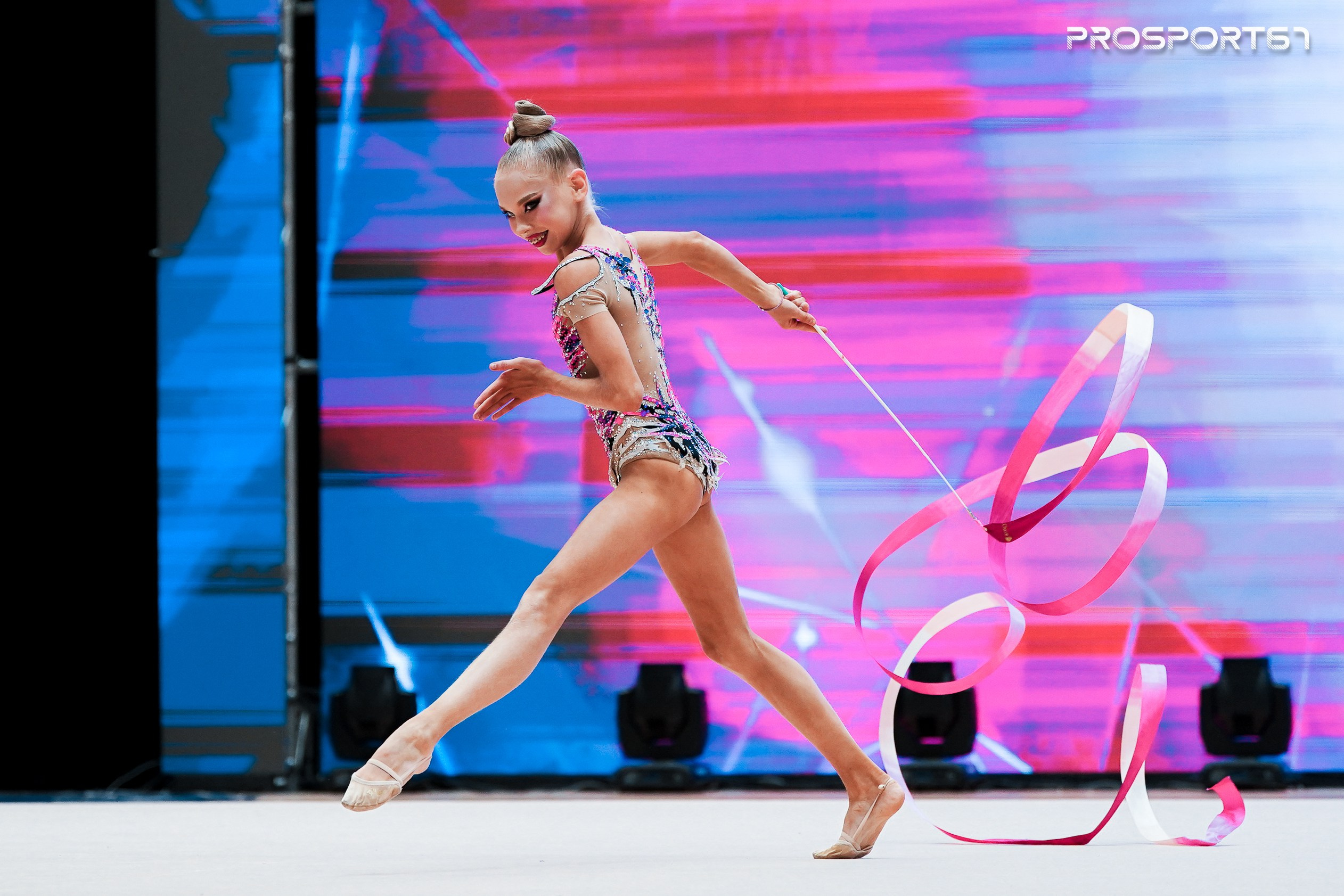 Ева Кононова. Хрустальная роза 2025 г.Минск. Спортивный фотограф Олег Медведев | prosport67 | Смоленск