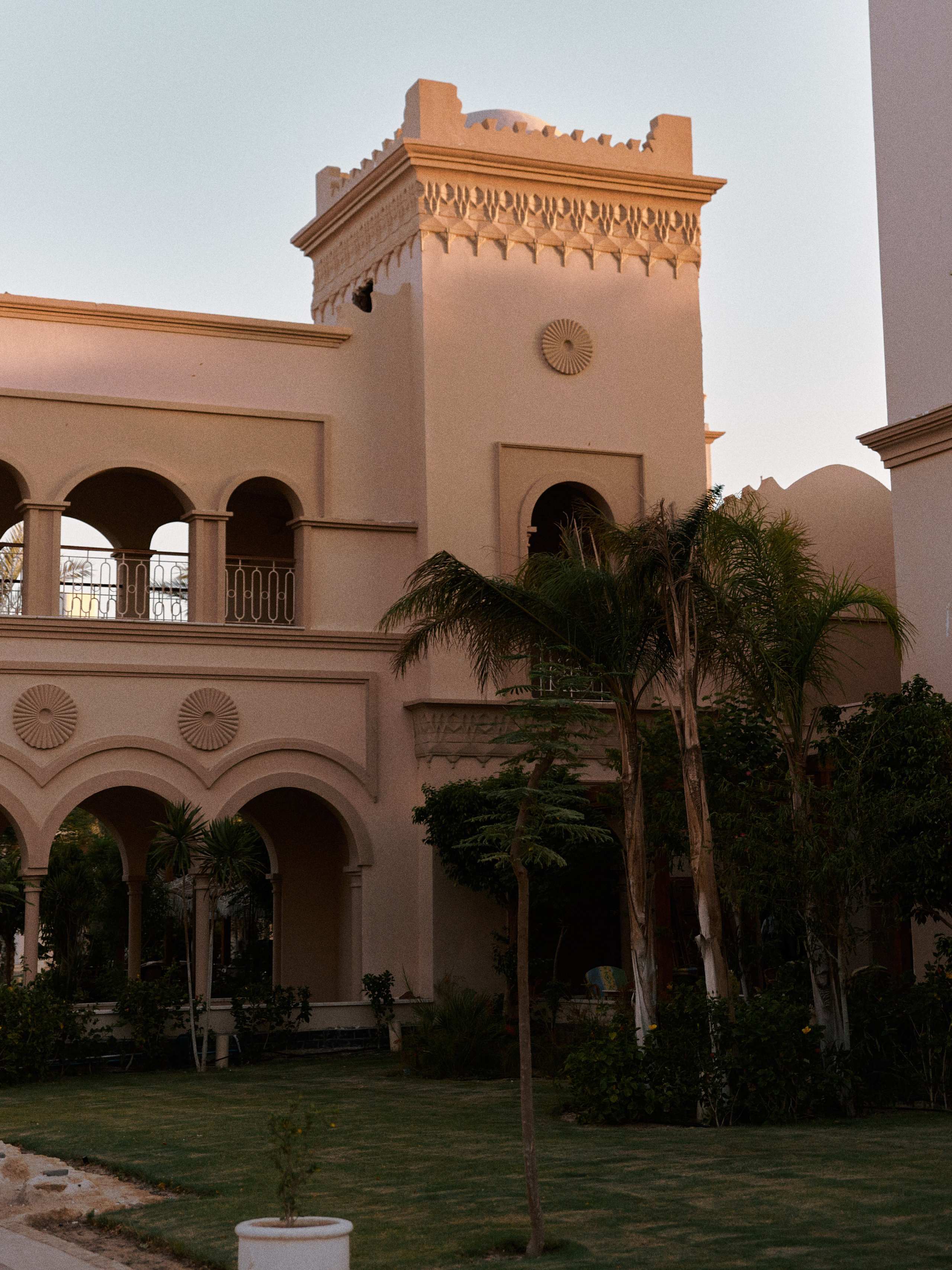 Улицы. Jorgis Talè — photographer, kind person, teacher of arts and other mag