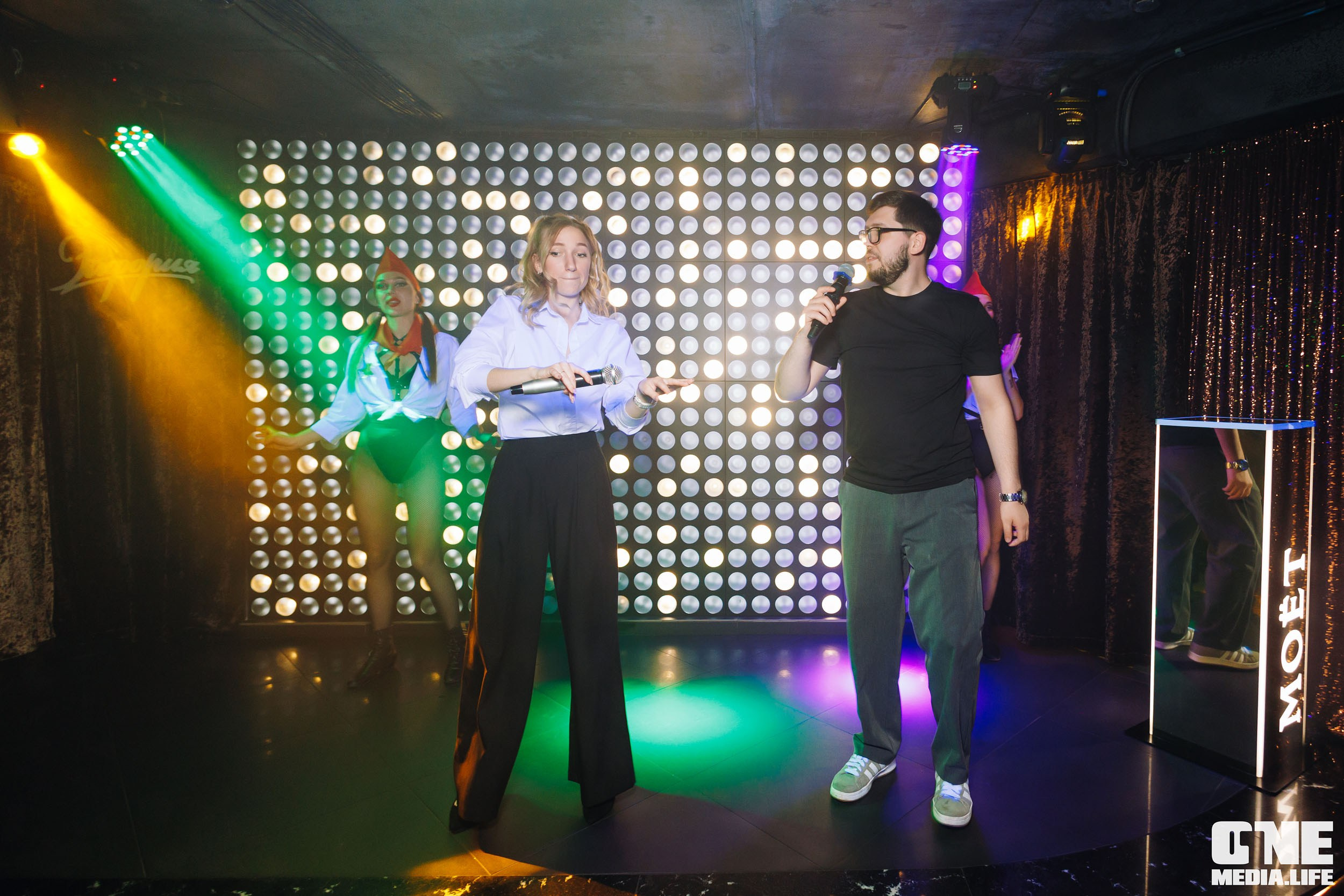 Фоторепортаж из караоке-клуба Эйфория. One Media Life: фоторепортажи, фотоотчеты с мероприятий и заведений