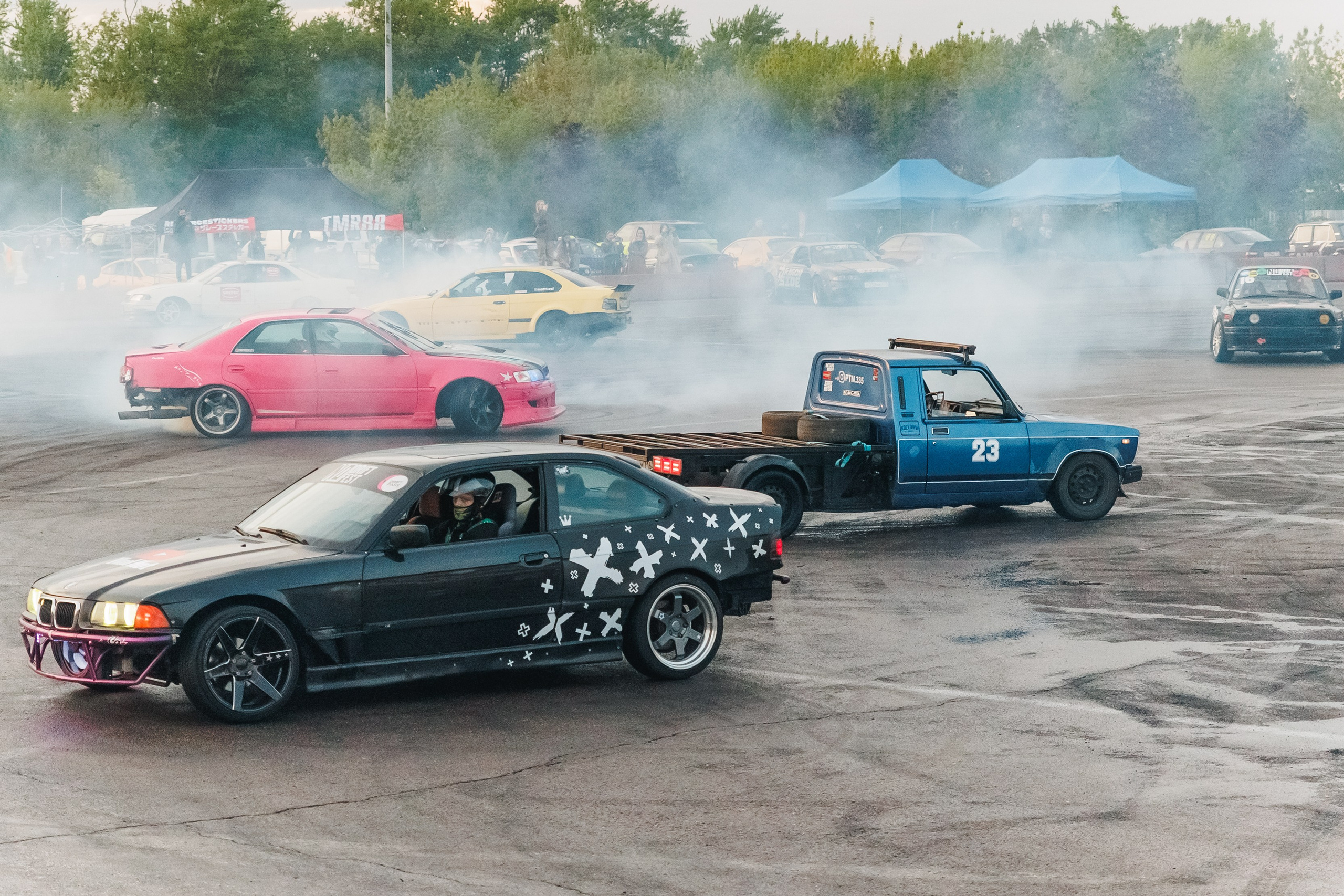 Выставка и дрифт машин. Репортажный фотограф. Москва. Алина Ланская