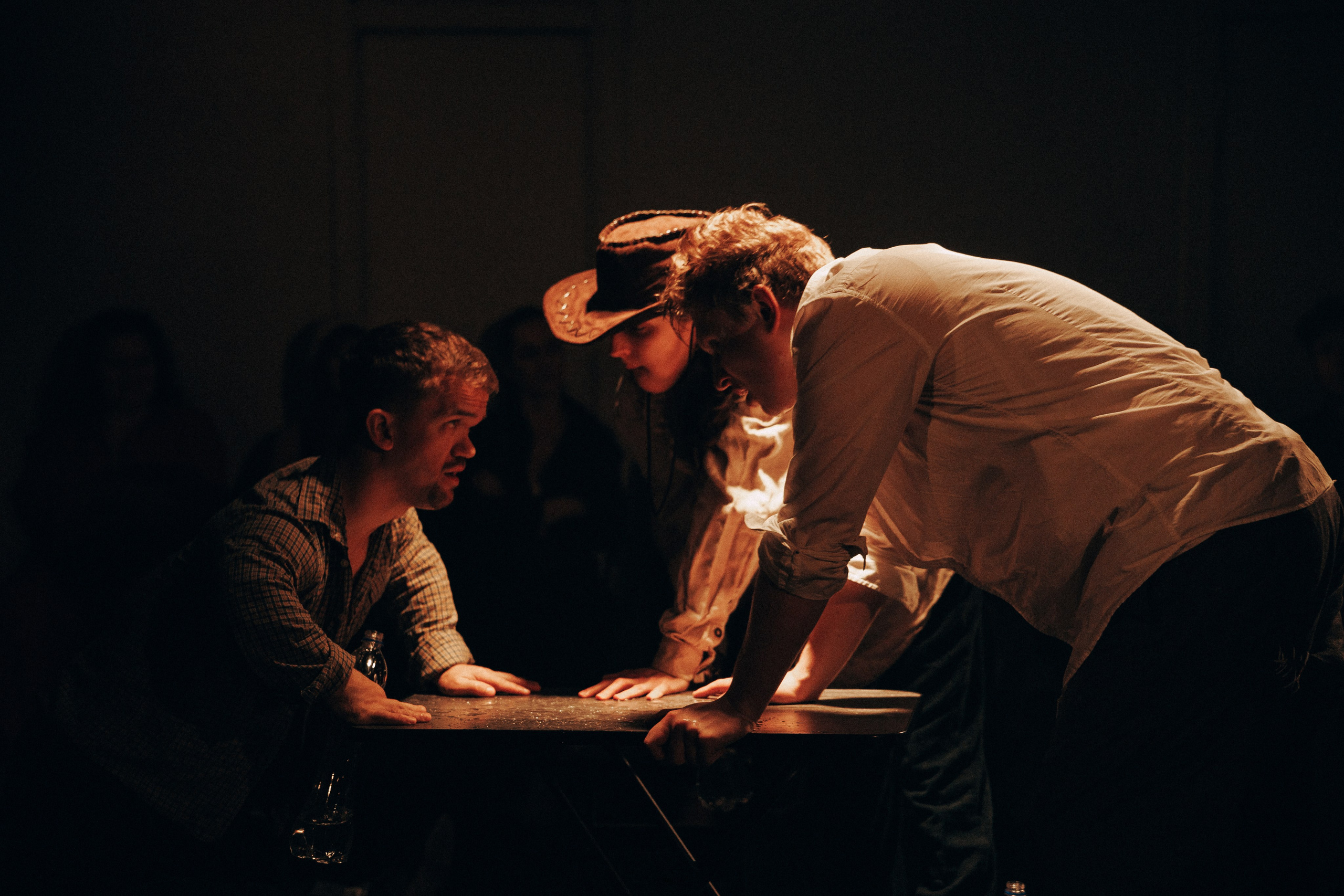 «Продаются детские ботиночки, неношенные». Профессиональный фотограф в Санкт-Петербурге Александр Волосенцев