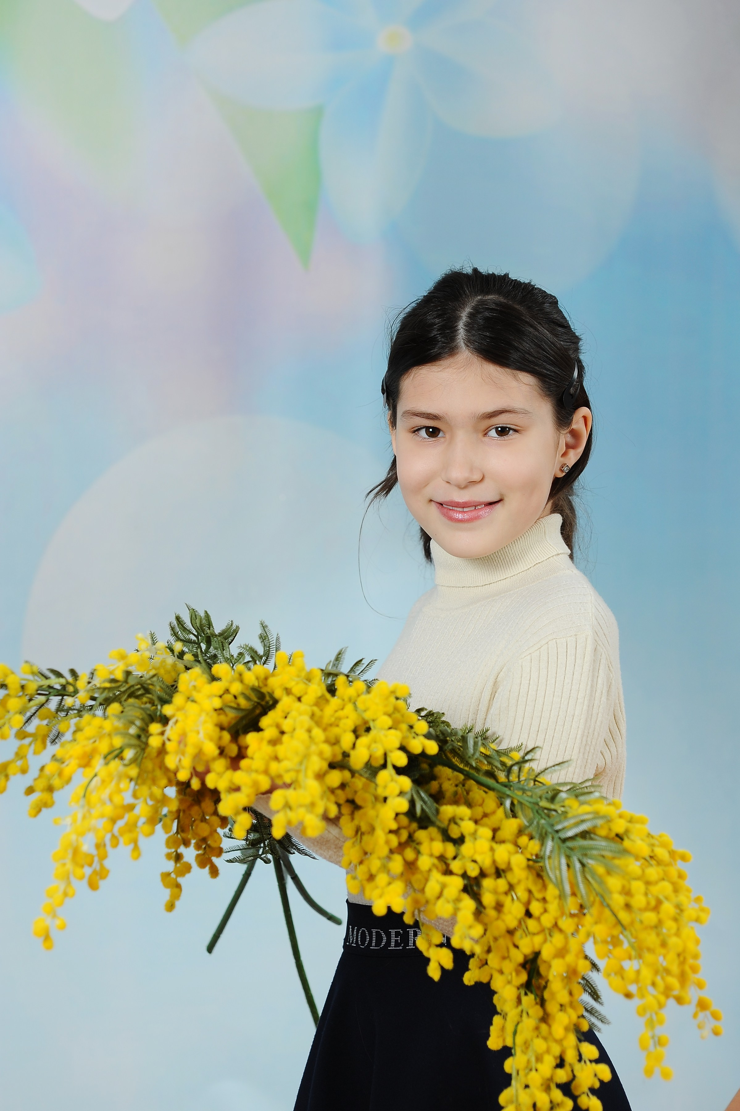 Весенние цветы 25. Детский портрет