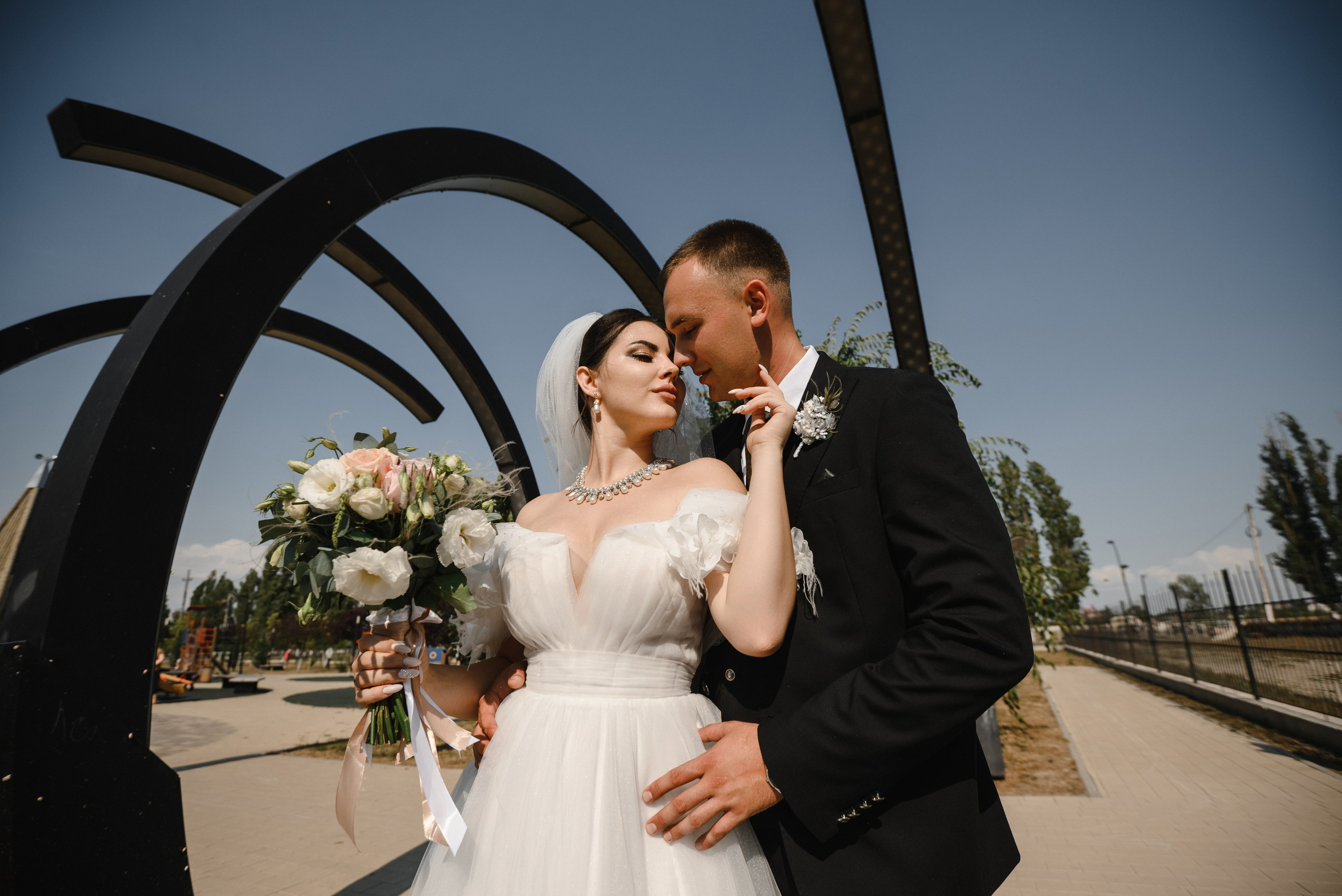 Отзывы о работе  с крымским фотографом. Свадебный фотограф в Крыму Алексей Лобач