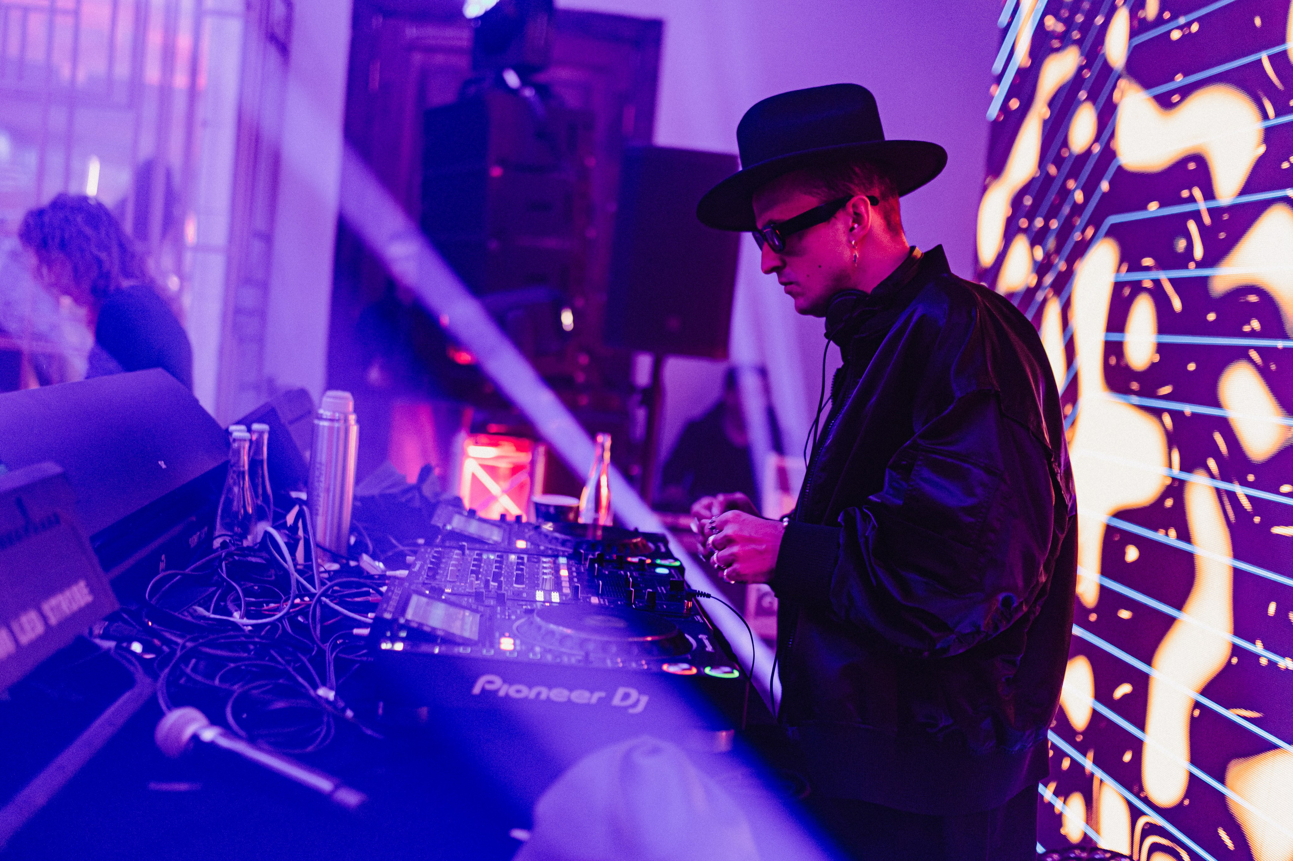 Новый уровень — Особняк 1857. Свадебный и семейный фотограф Женя Добрянская в Нижнем Новгороде