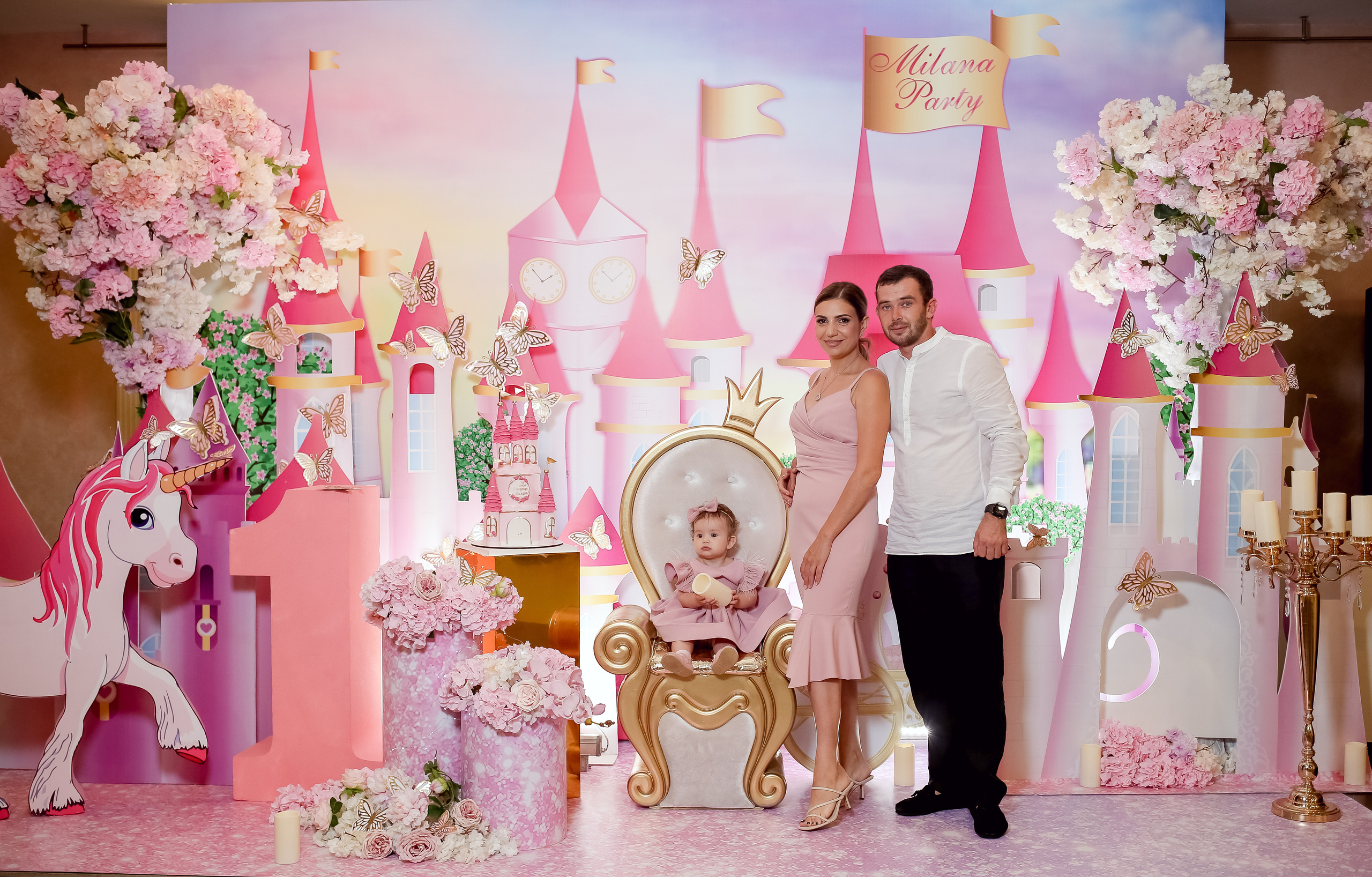 Милана 1 год. Свадебный фотограф город Сочи Красная Поляна Адлер