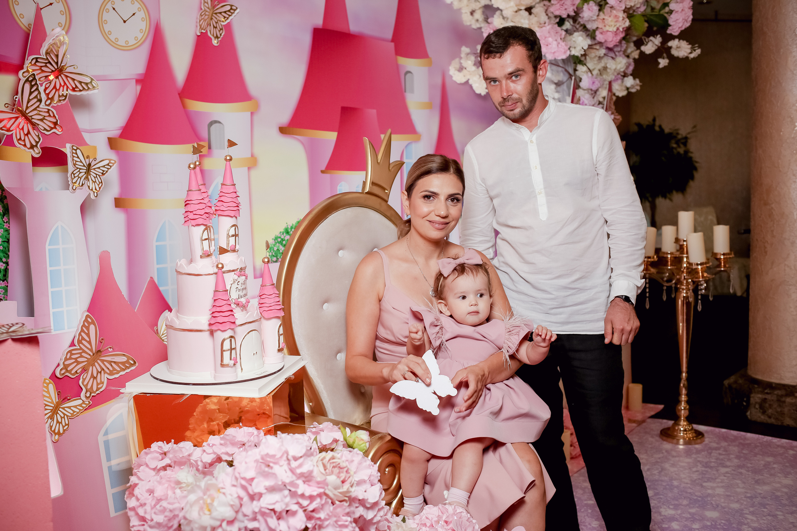 Милана 1 год. Свадебный фотограф город Сочи Красная Поляна Адлер