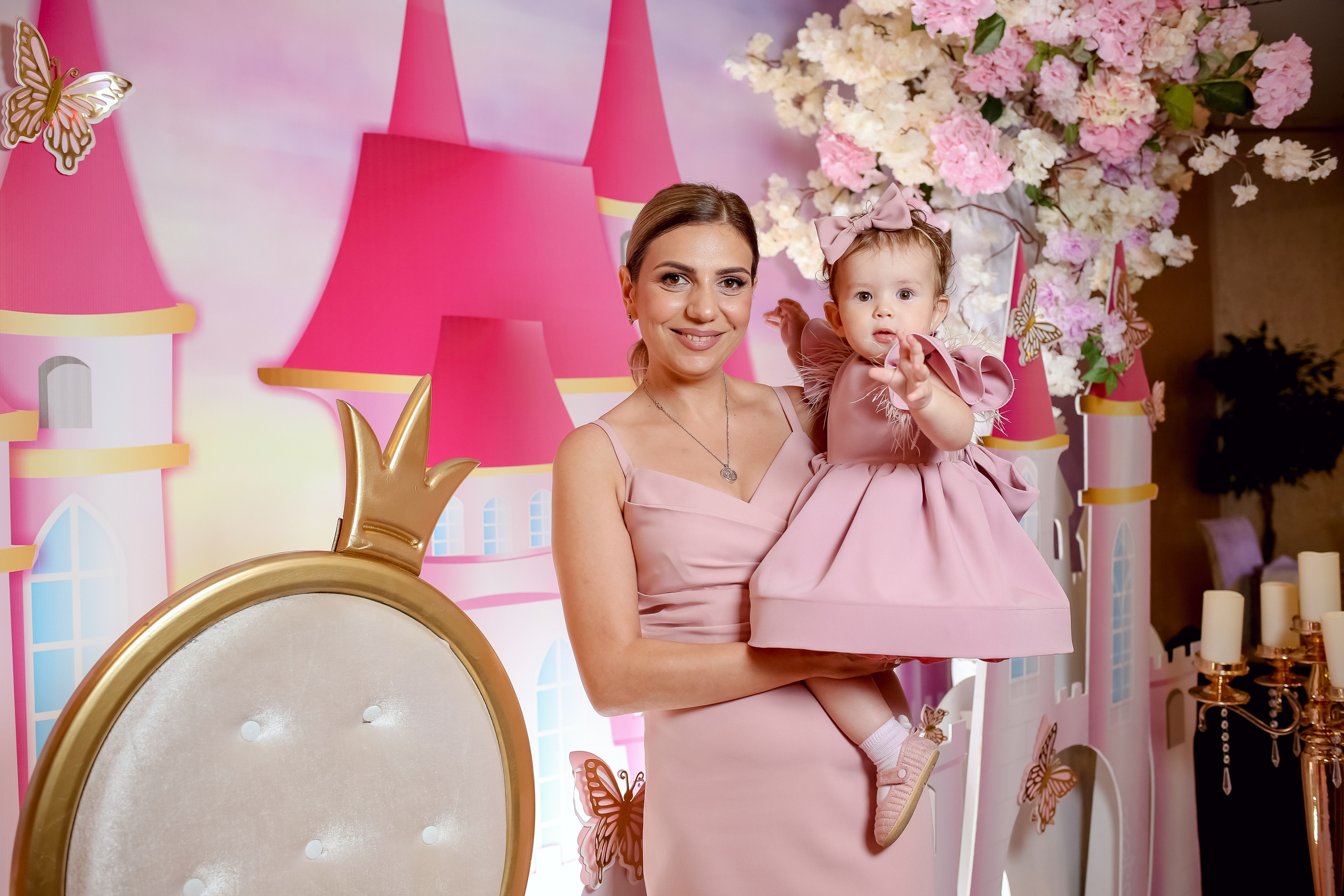 Милана 1 год. Свадебный фотограф город Сочи Красная Поляна Адлер