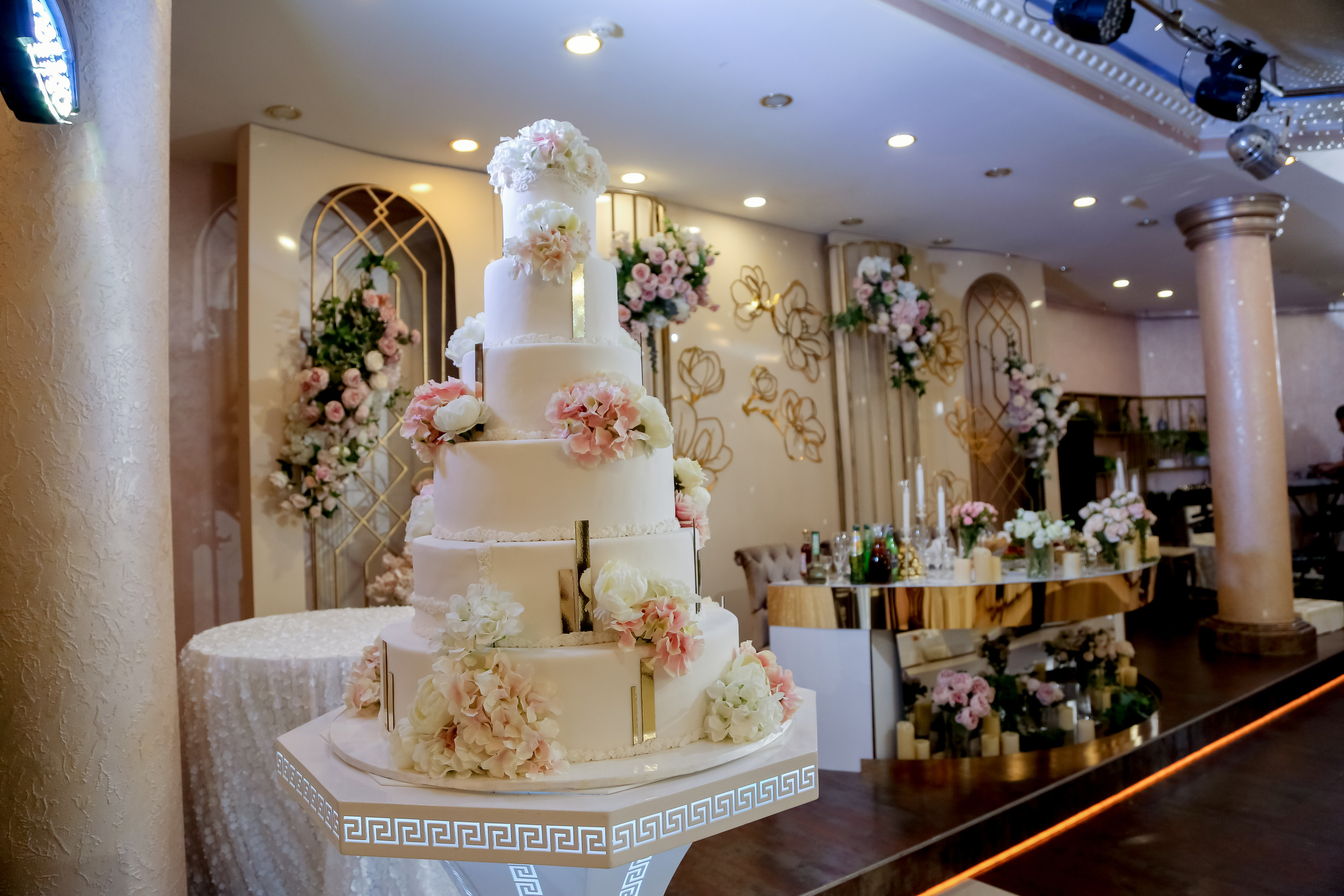 Давид и Александра. Свадебный фотограф город Сочи Красная Поляна Адлер