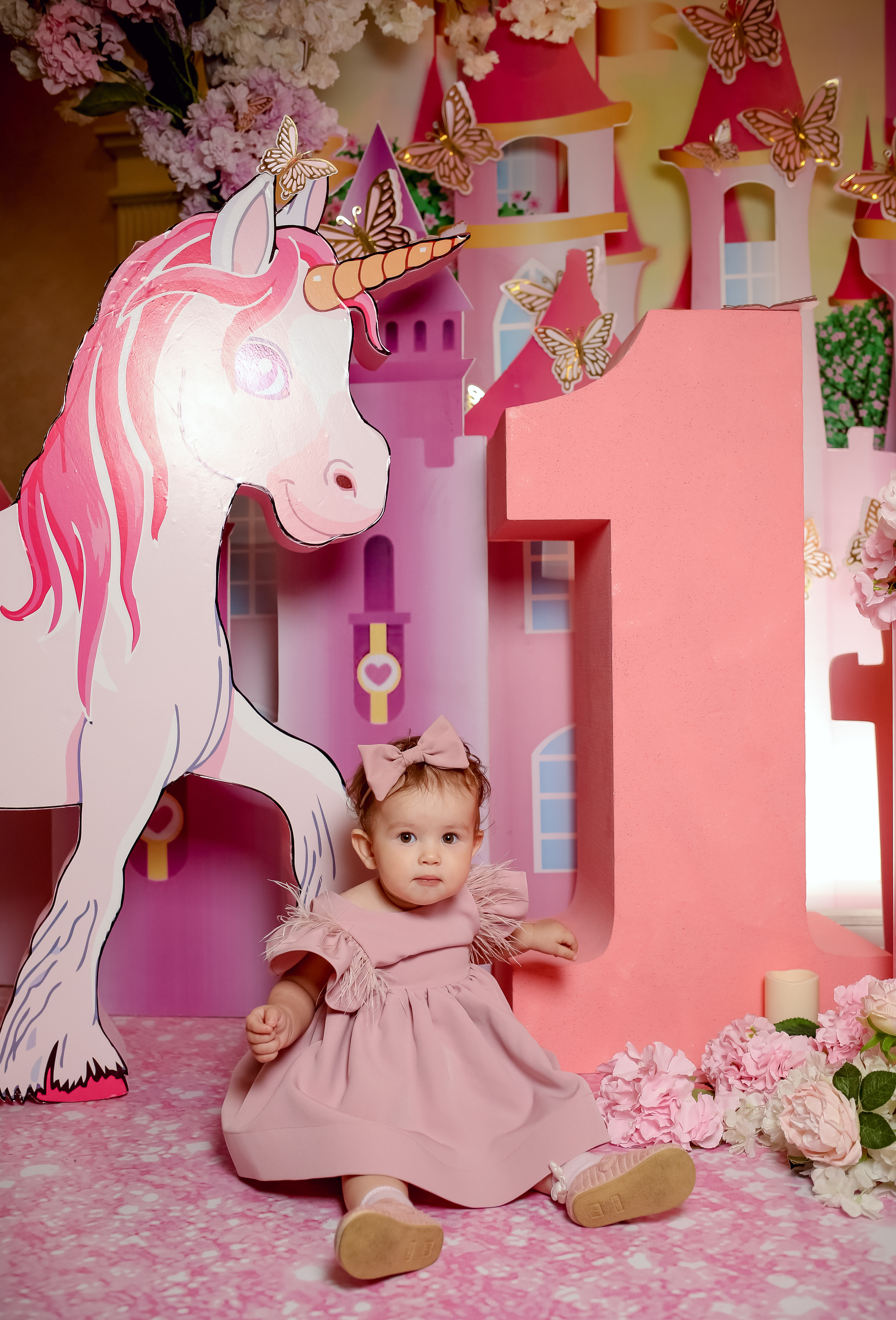 Милана 1 год. Свадебный фотограф город Сочи Красная Поляна Адлер