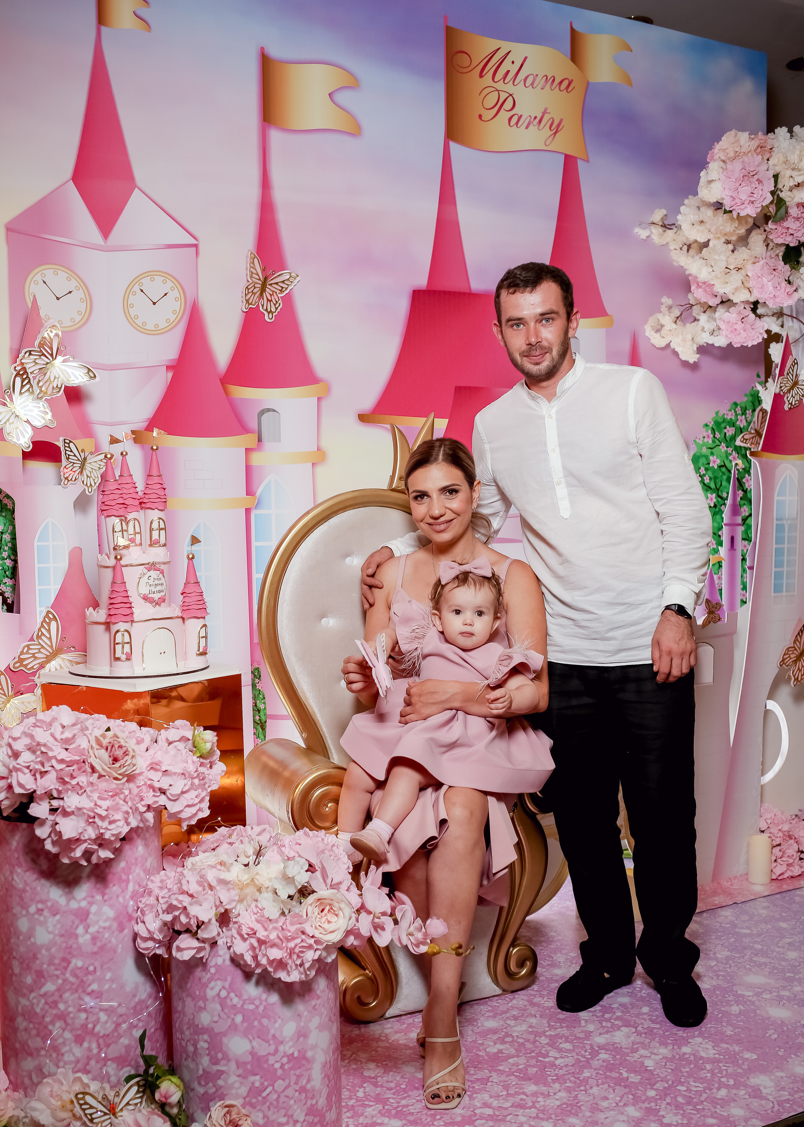 Милана 1 год. Свадебный фотограф город Сочи Красная Поляна Адлер