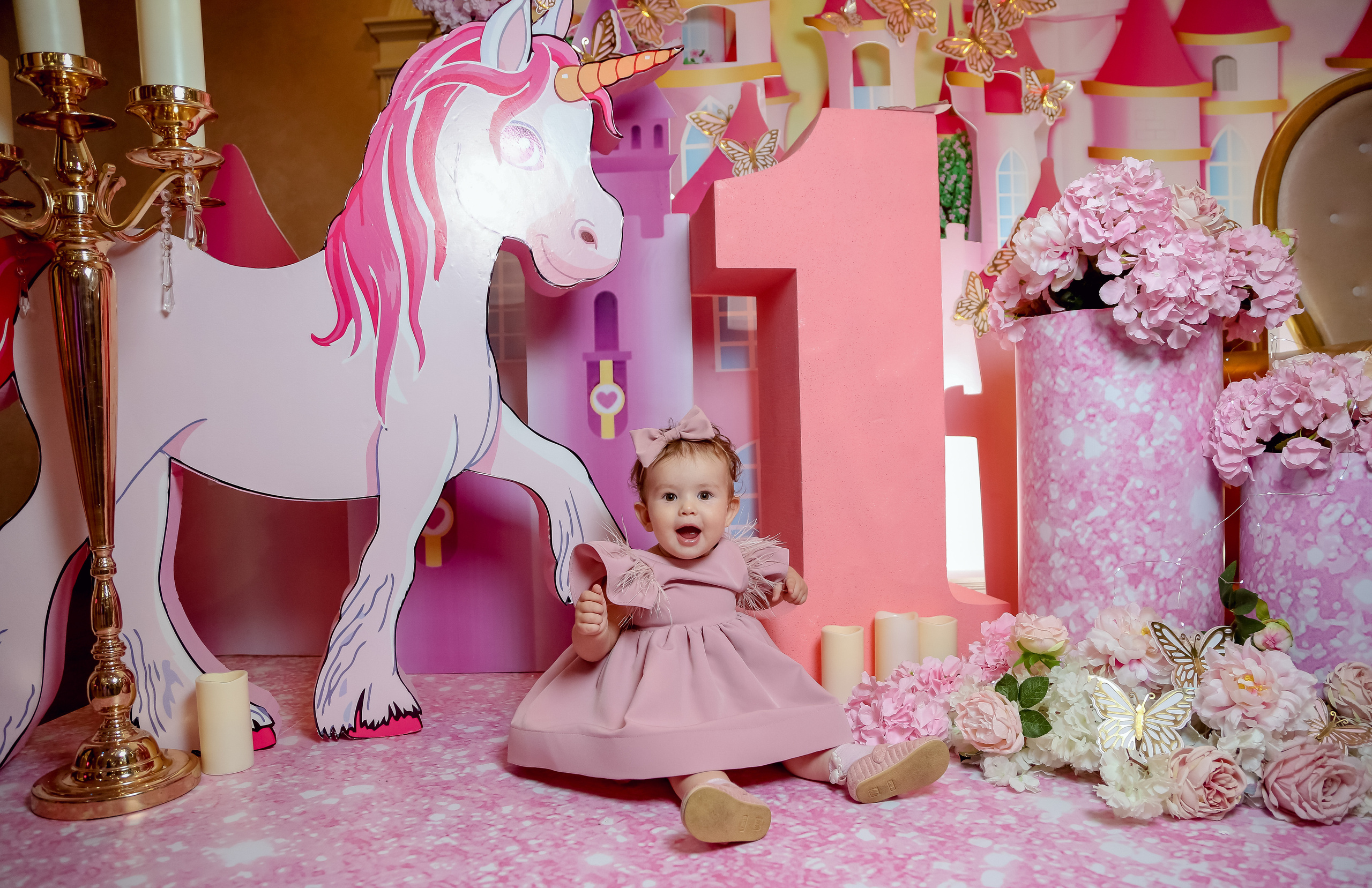 Милана 1 год. Свадебный фотограф город Сочи Красная Поляна Адлер