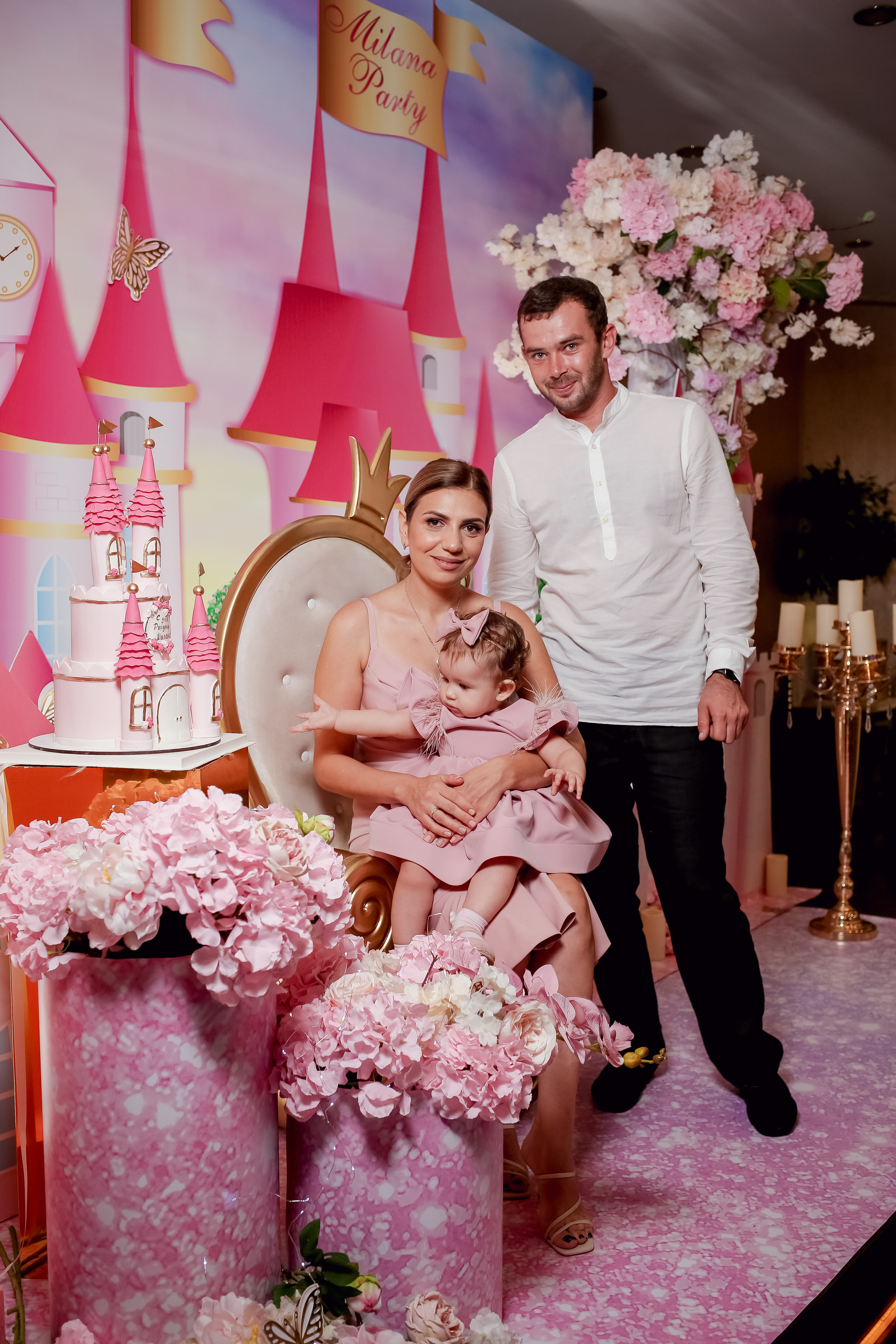 Милана 1 год. Свадебный фотограф город Сочи Красная Поляна Адлер