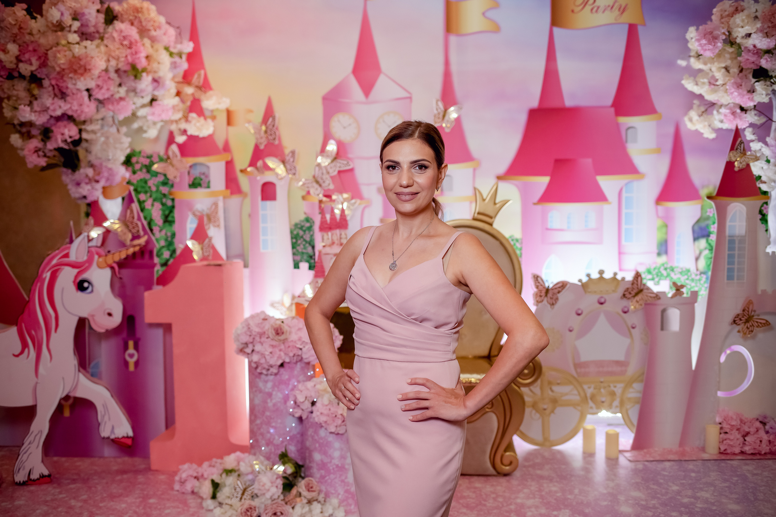 Милана 1 год. Свадебный фотограф город Сочи Красная Поляна Адлер