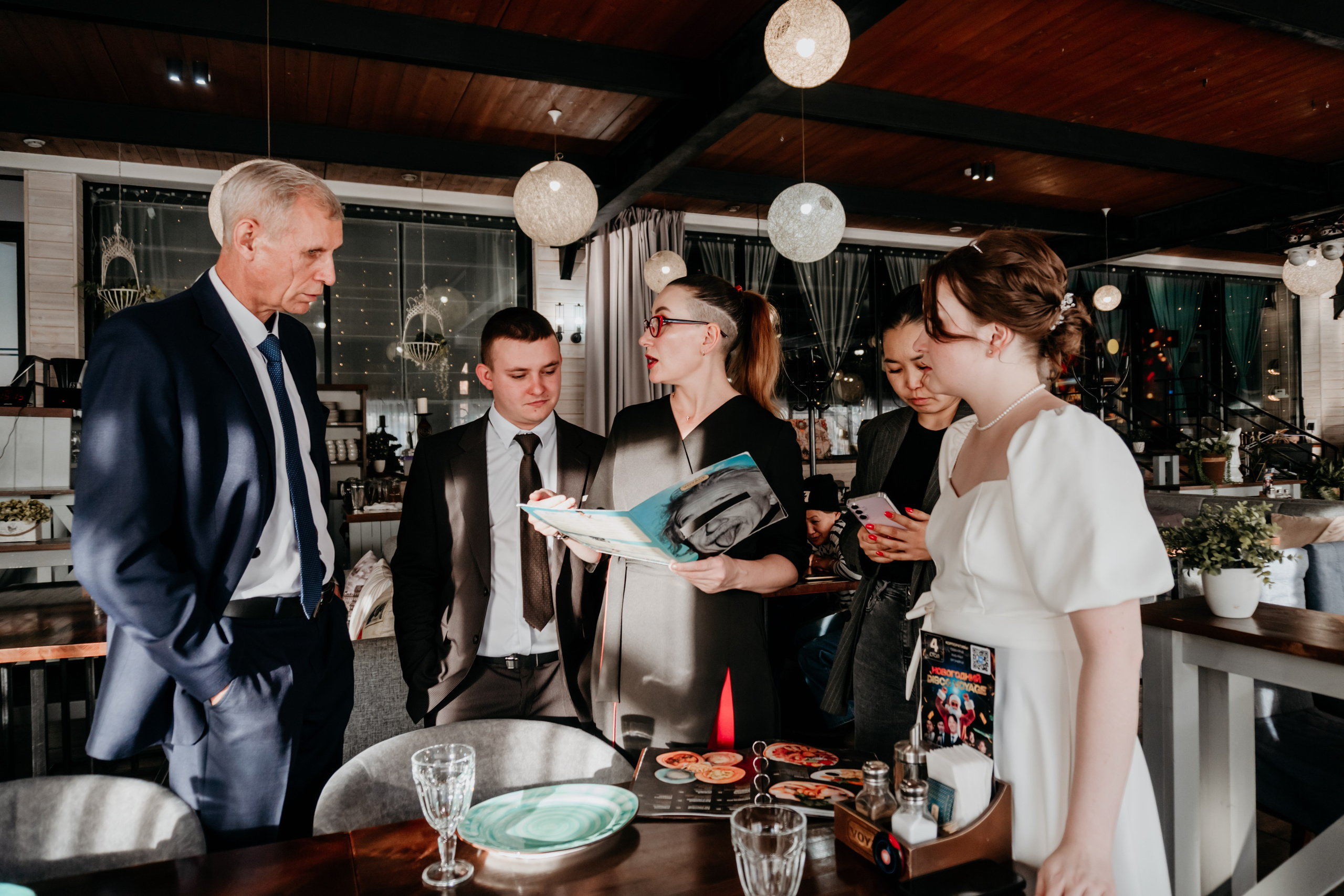 Свадебный банкет Артема и Дарьи. Ресторан «Вояж». Фотограф в Улан-Удэ. Свадебный фотограф в Улан-Удэ