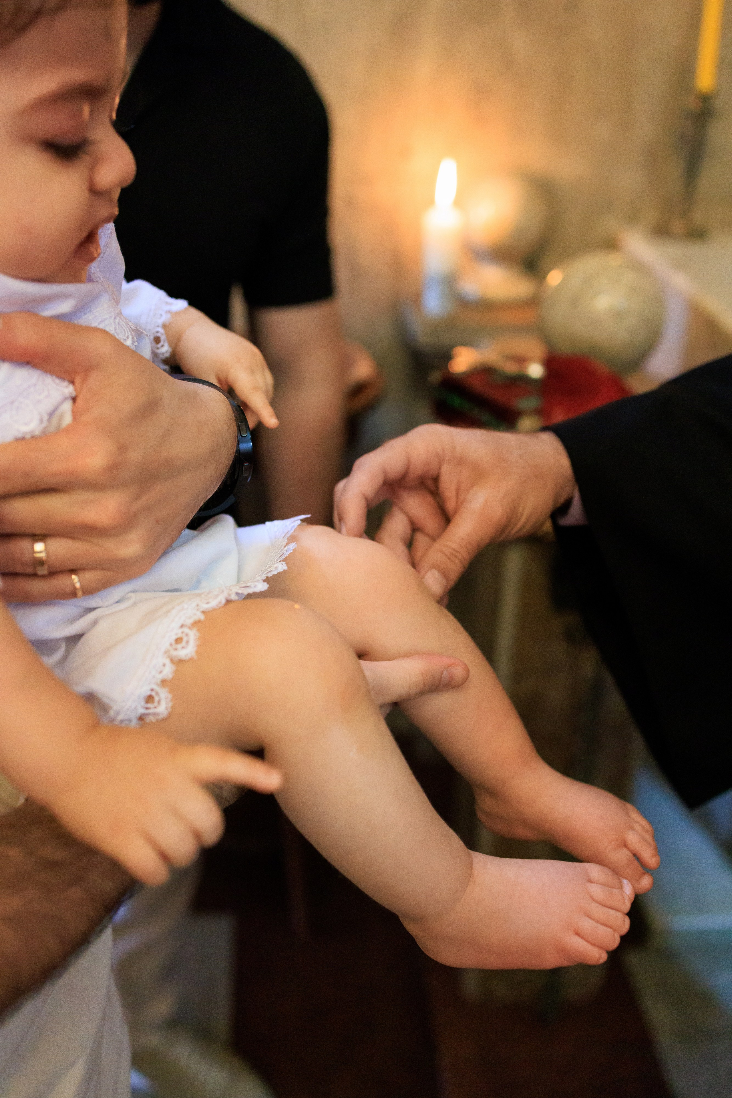 Фотосъёмка таинства крещения и крестин в городах Я фотограф снимающий венчания в городах Минеральные Воды, Пятигорск, Кисловодск, Ессентуки,. Репортажный и свадебный фотограф Пятигорск и КМВ