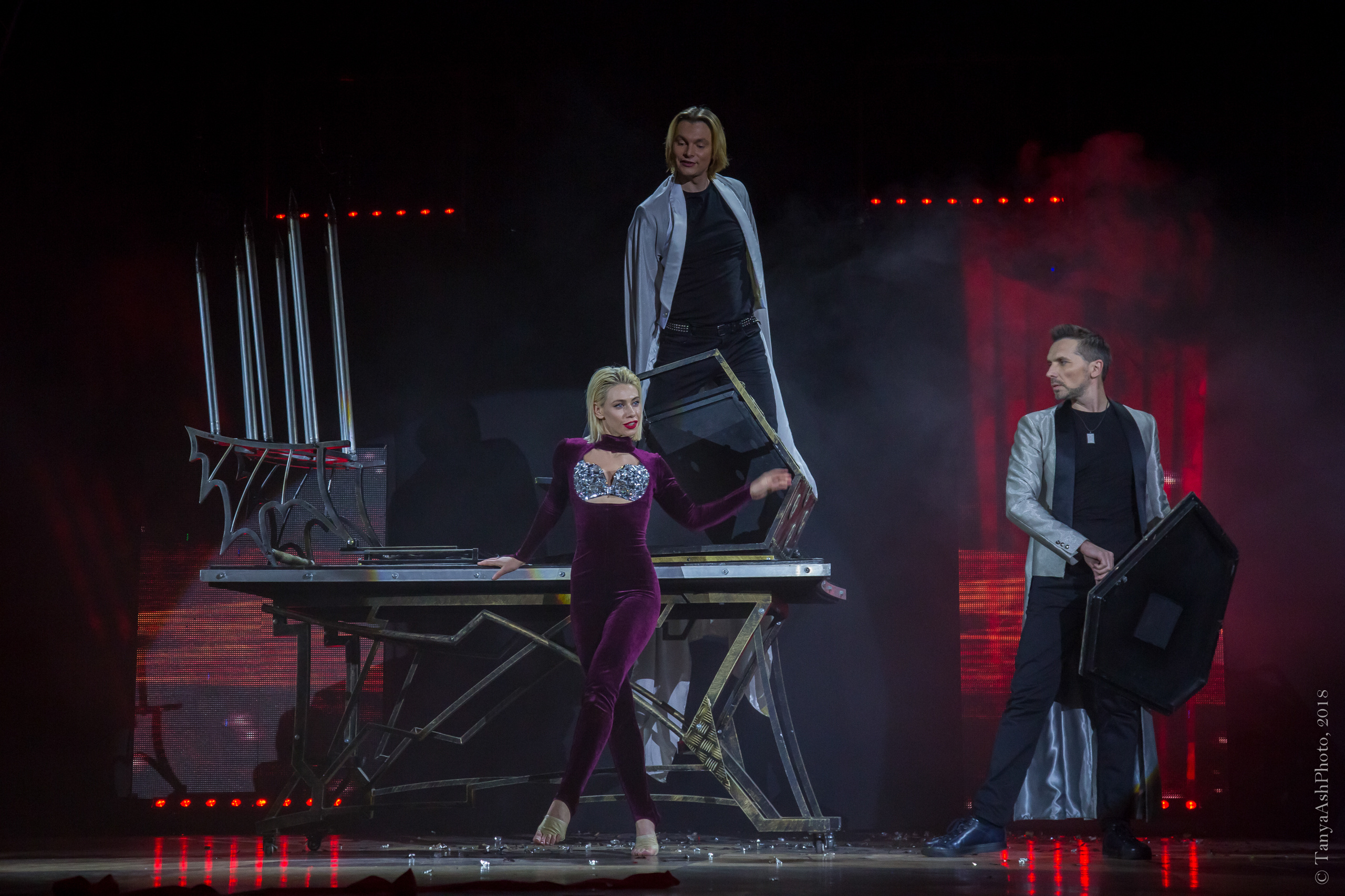 Магическое шоу "Иллюзии обмана". Фотограф Сонкина Татьяна