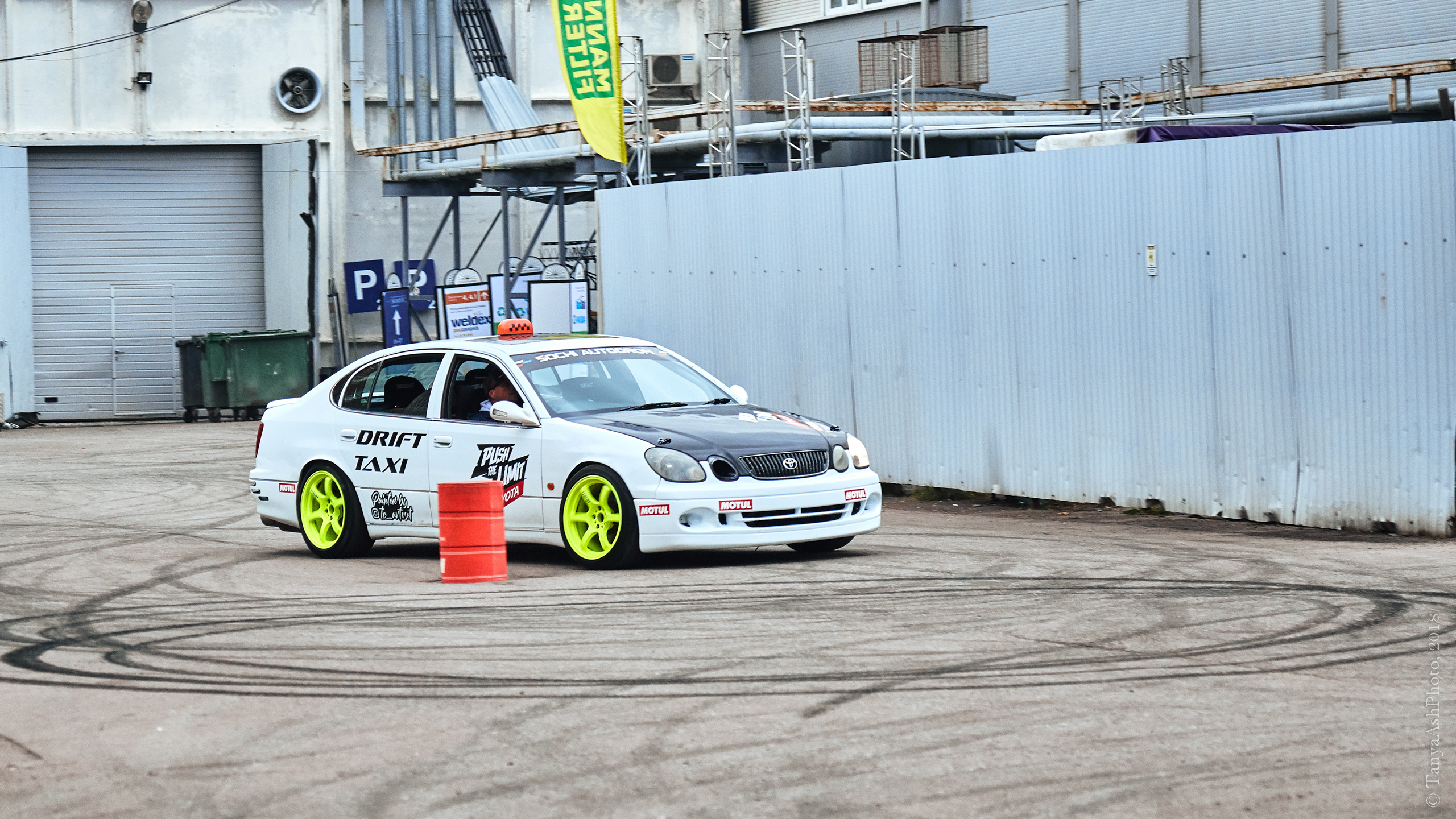 Фоторепортаж с дрифт-шоу в Сокольниках. Фотограф Сонкина Татьяна