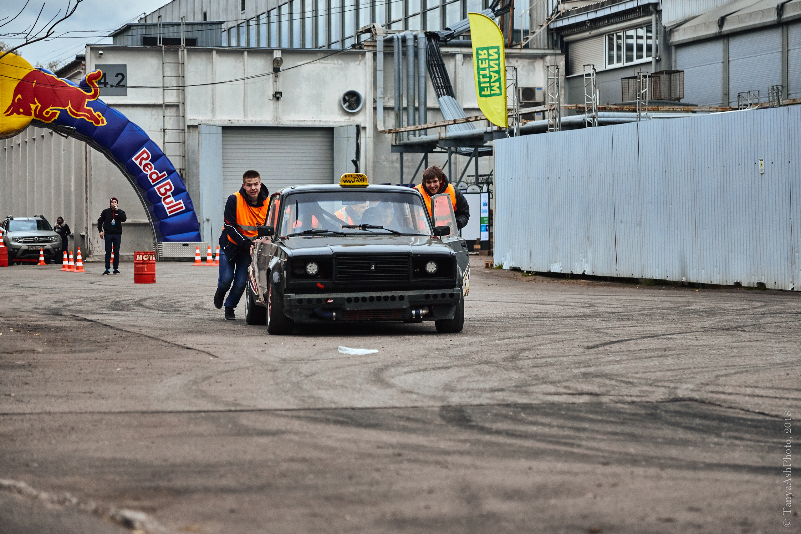 Фоторепортаж с дрифт-шоу в Сокольниках. Фотограф Сонкина Татьяна