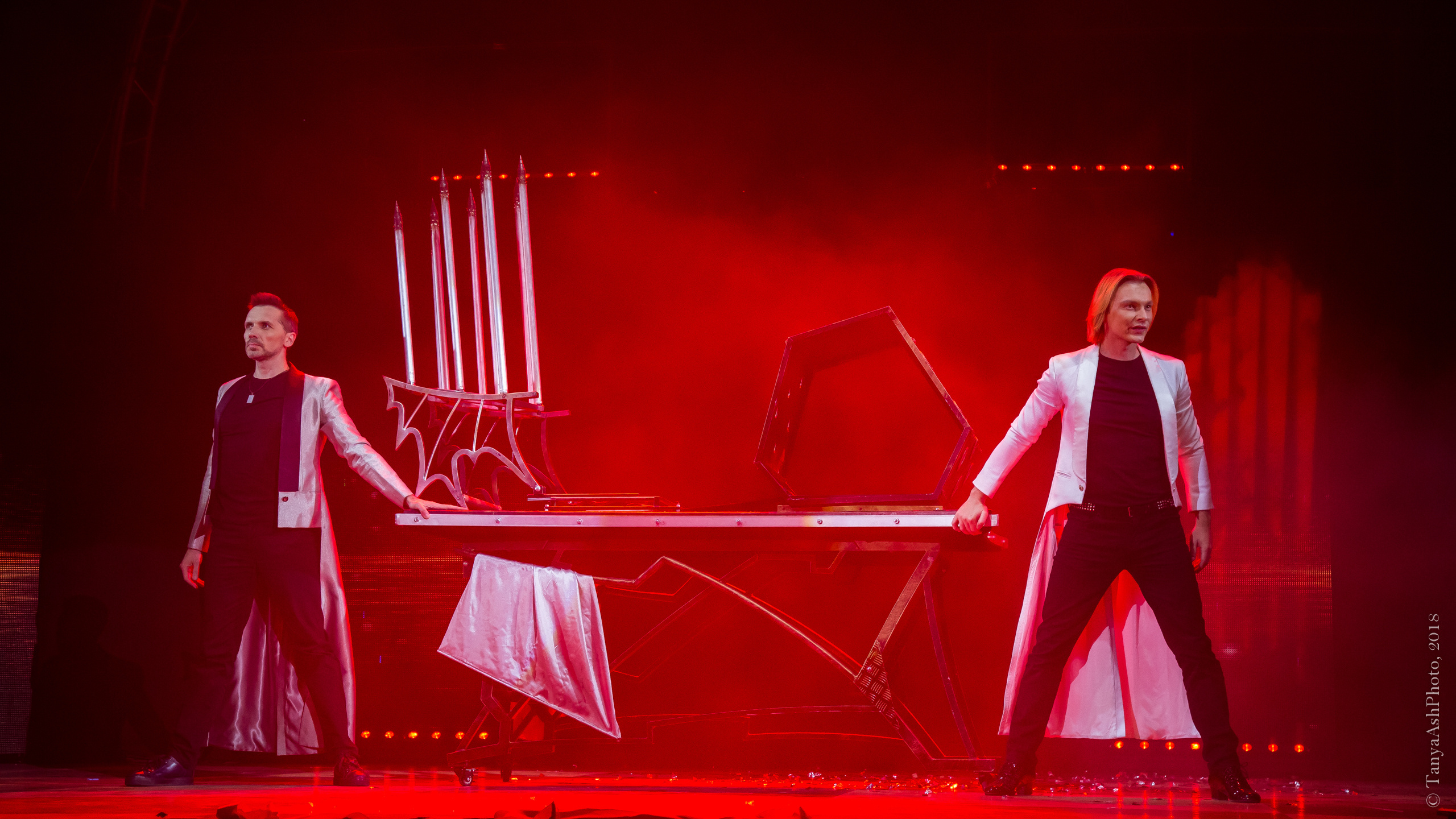 Магическое шоу "Иллюзии обмана". Фотограф Сонкина Татьяна