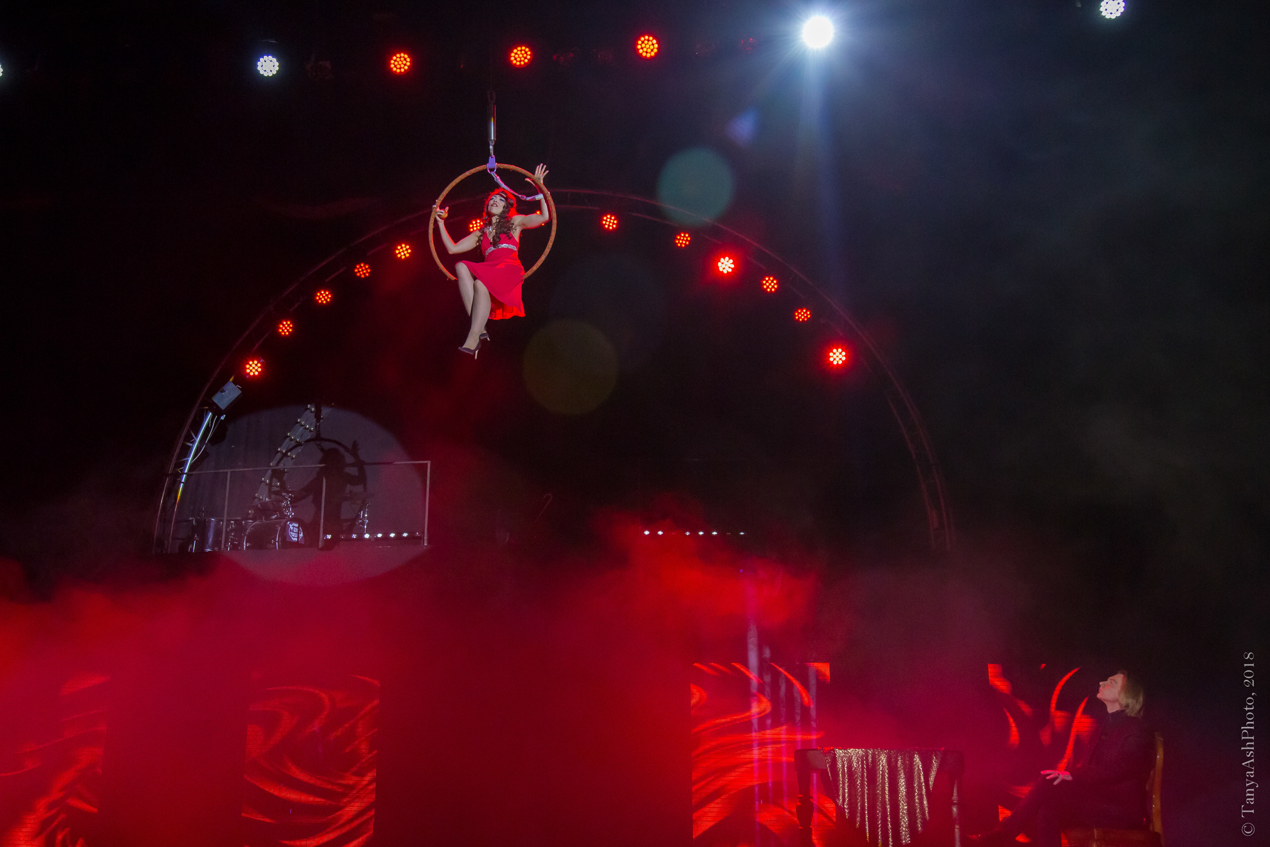 Магическое шоу "Иллюзии обмана". Фотограф Сонкина Татьяна