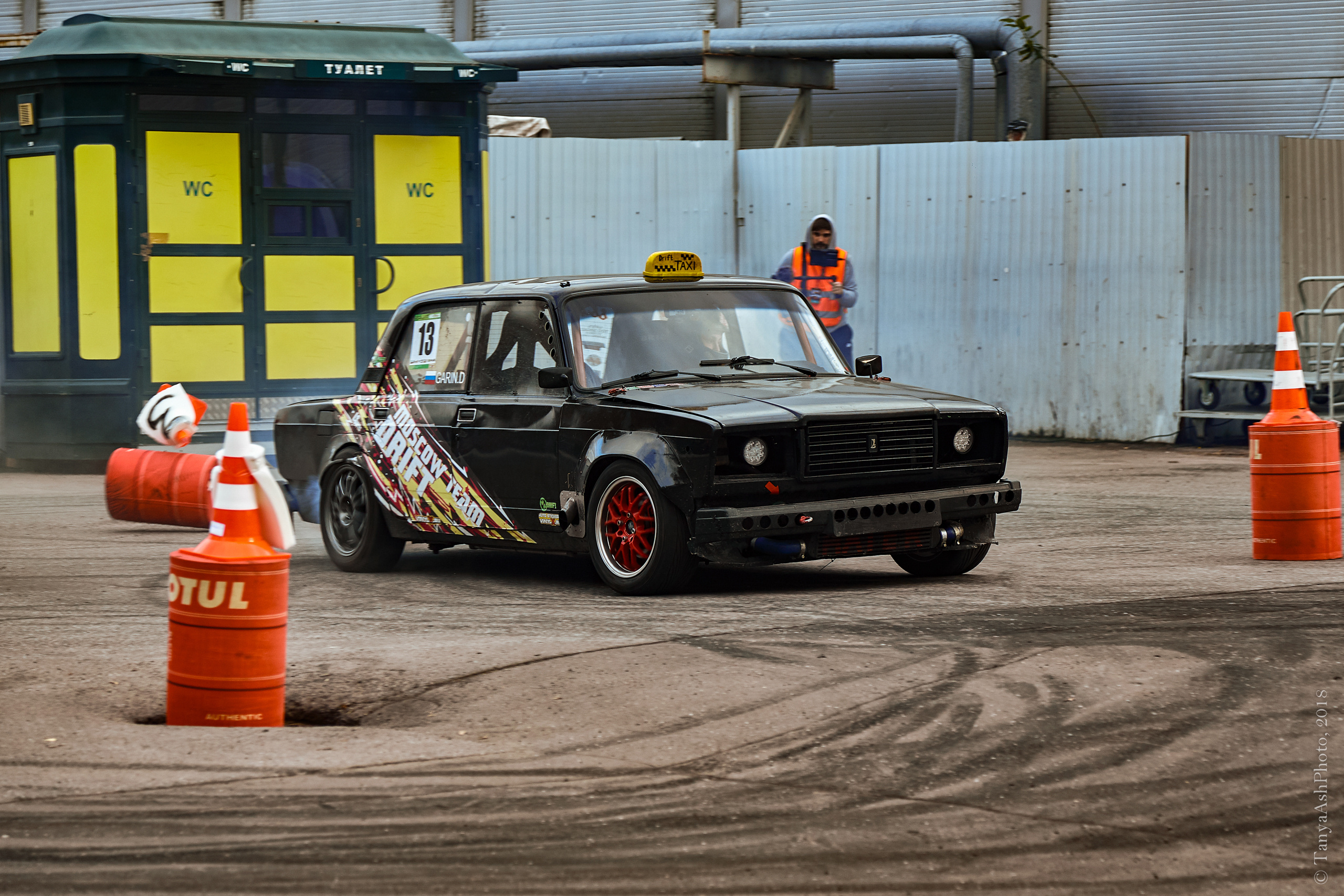 Фоторепортаж с дрифт-шоу в Сокольниках. Фотограф Сонкина Татьяна