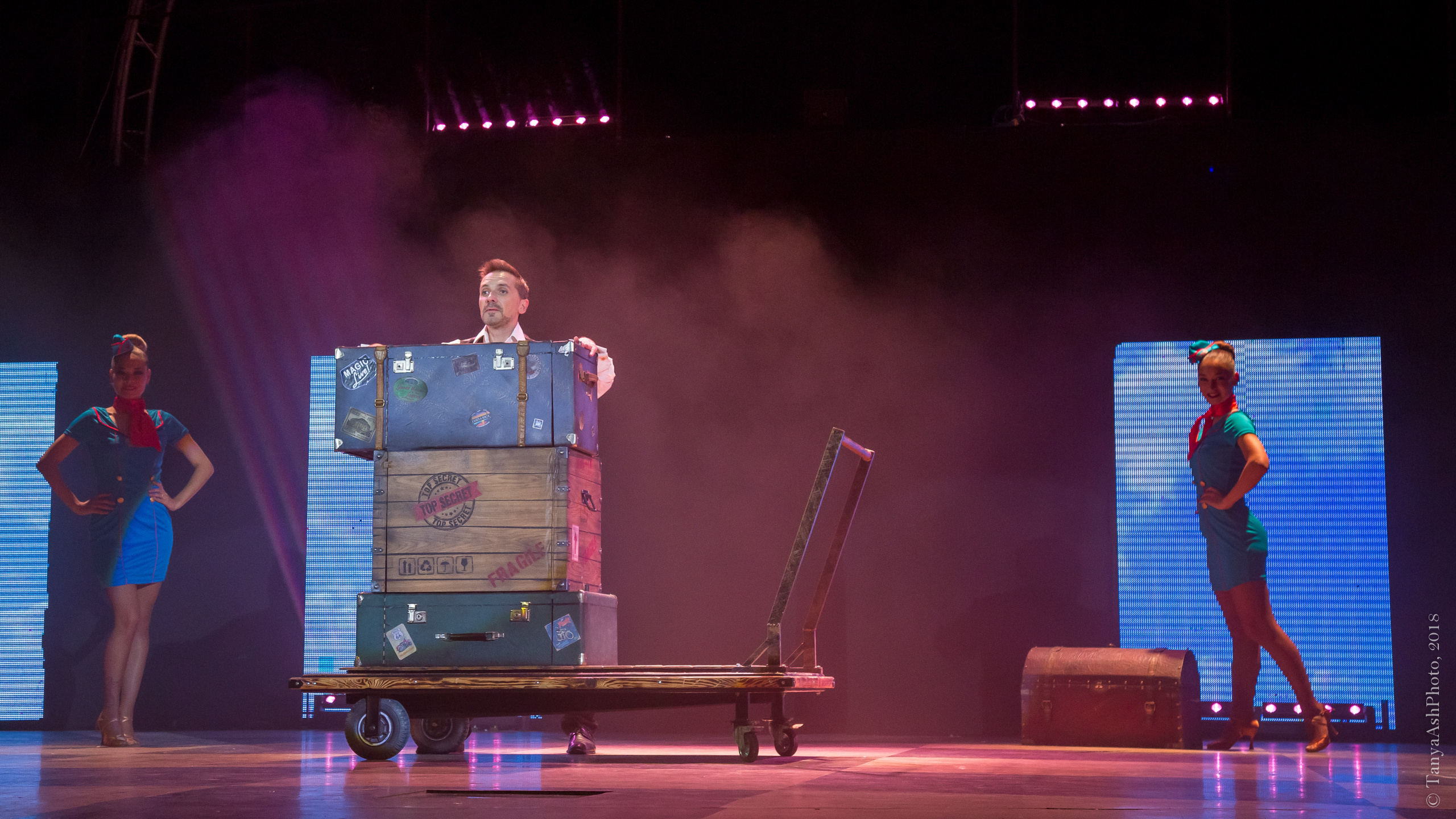 Магическое шоу "Иллюзии обмана". Фотограф Сонкина Татьяна