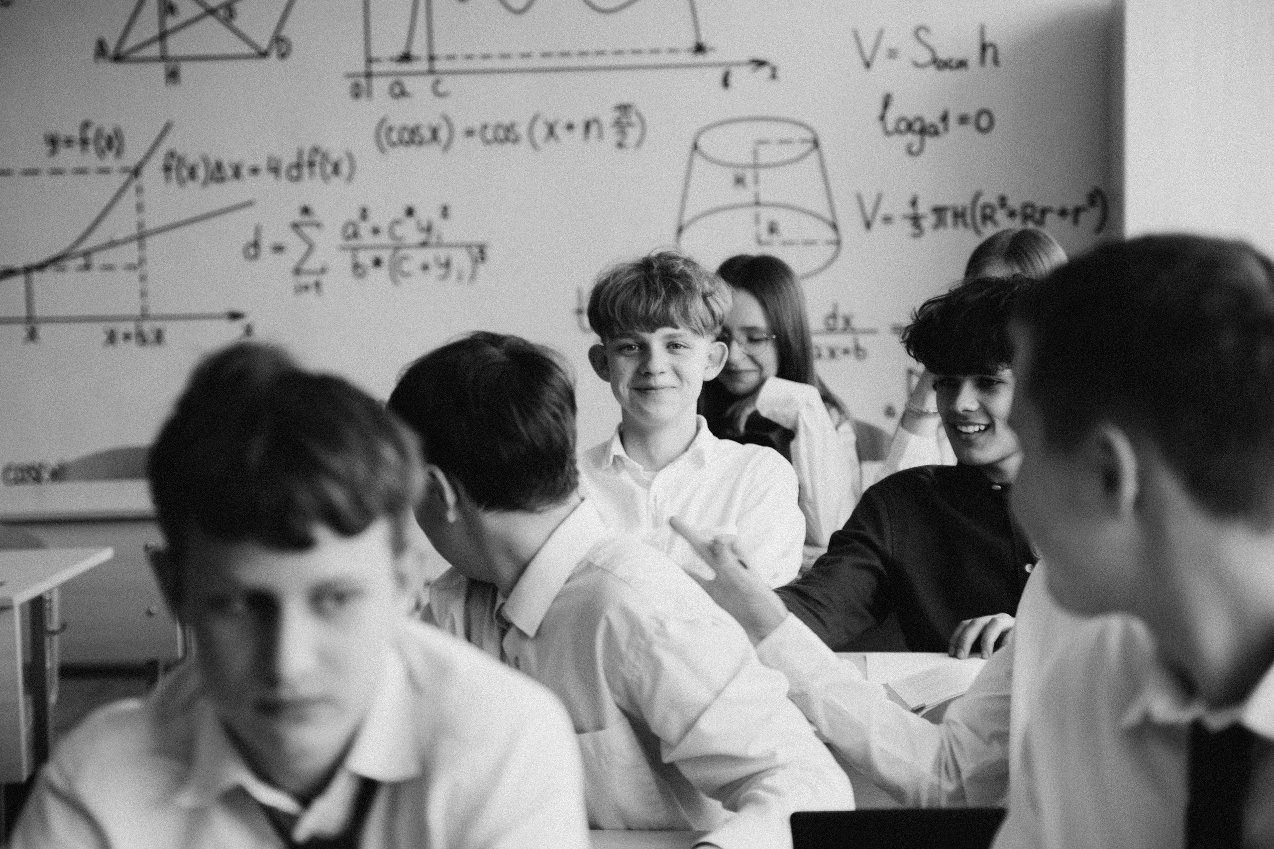 Школьные фотографии могут быть такими. Репортажный и детский фотограф в Минске