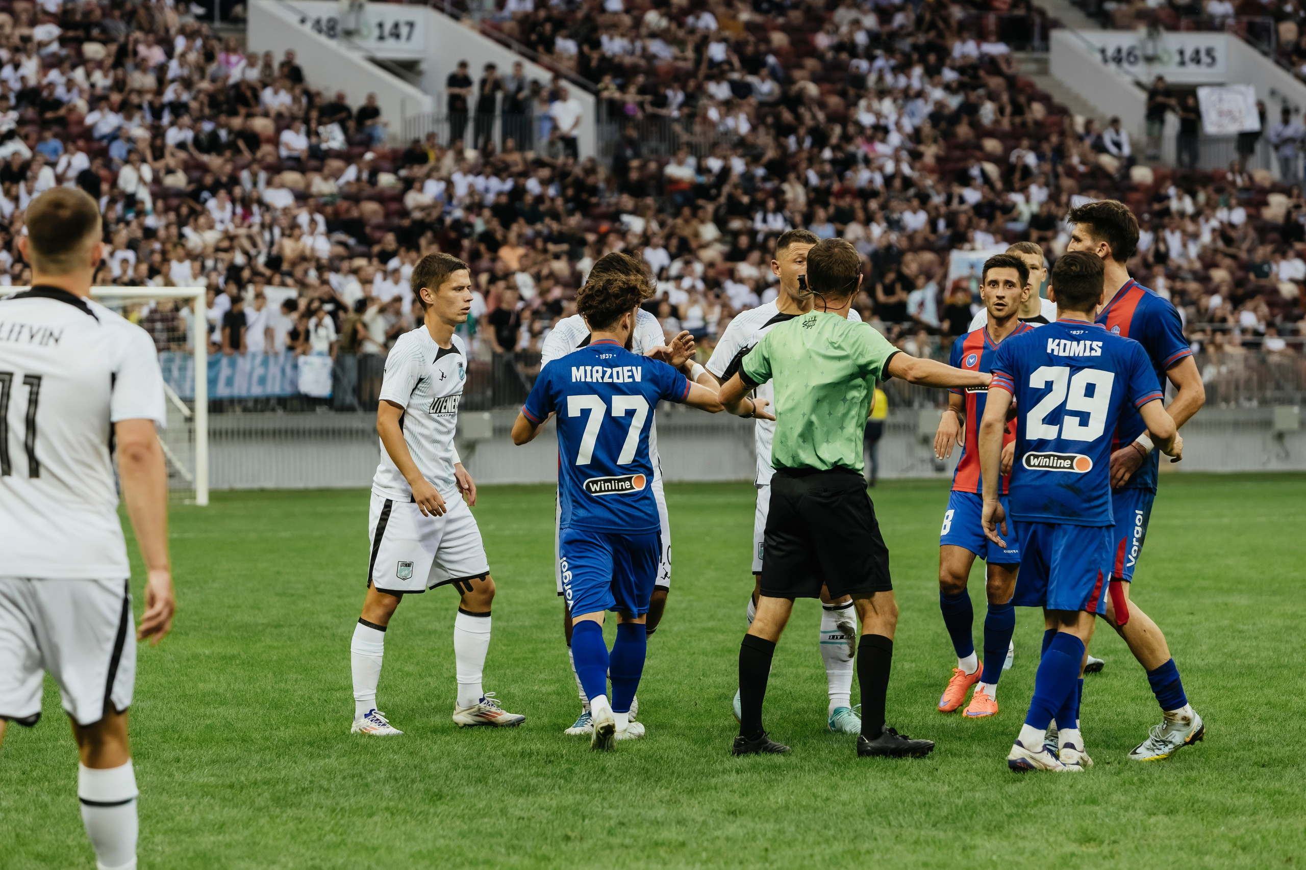 СКА Ростов-на-Дону -LIT Energy в Лужниках MFL. Репортажный, event, концертный и backstage фотограф из Москвы Виталий Кривцов