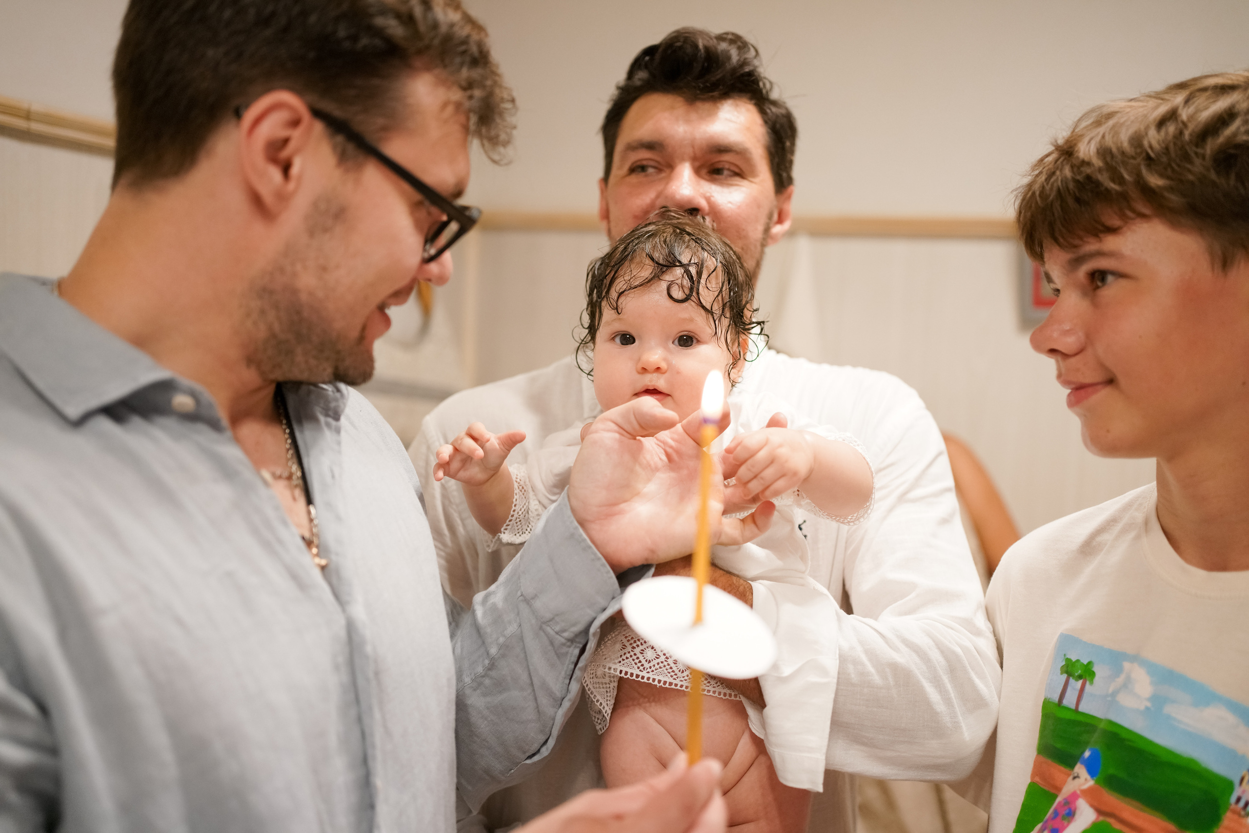 Таинство крещения. Фотограф новорожденных, детский и семейный фотограф Алла Шостак