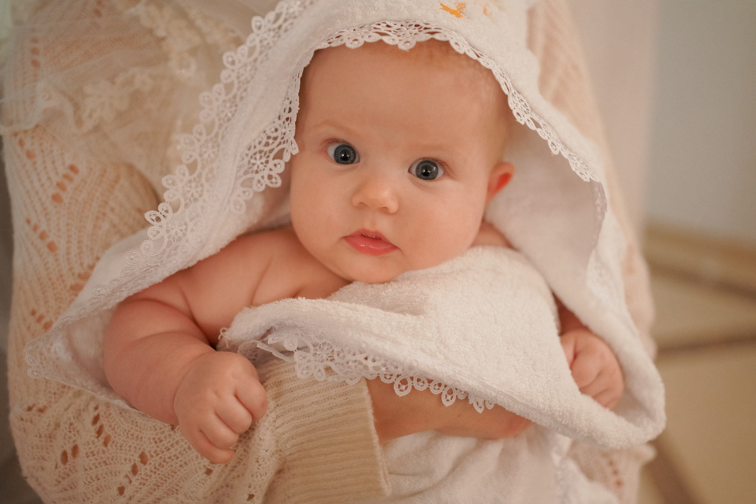 Таинство крещения. Фотограф новорожденных, детский и семейный фотограф Алла Шостак