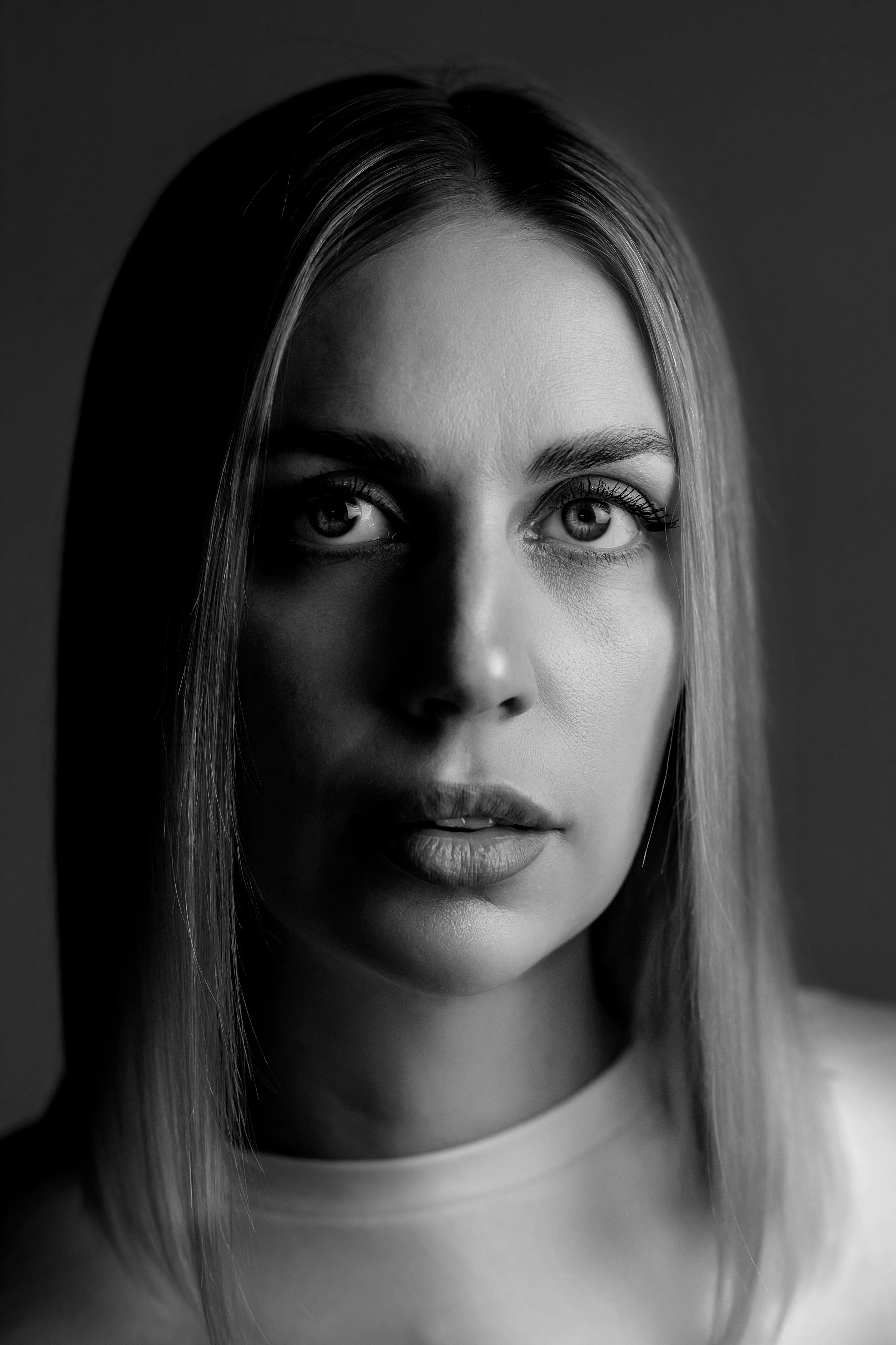 СТУДИЙНЫЙ минимализм ЖЕНСКИЙ. Фотограф Алина Лебедь