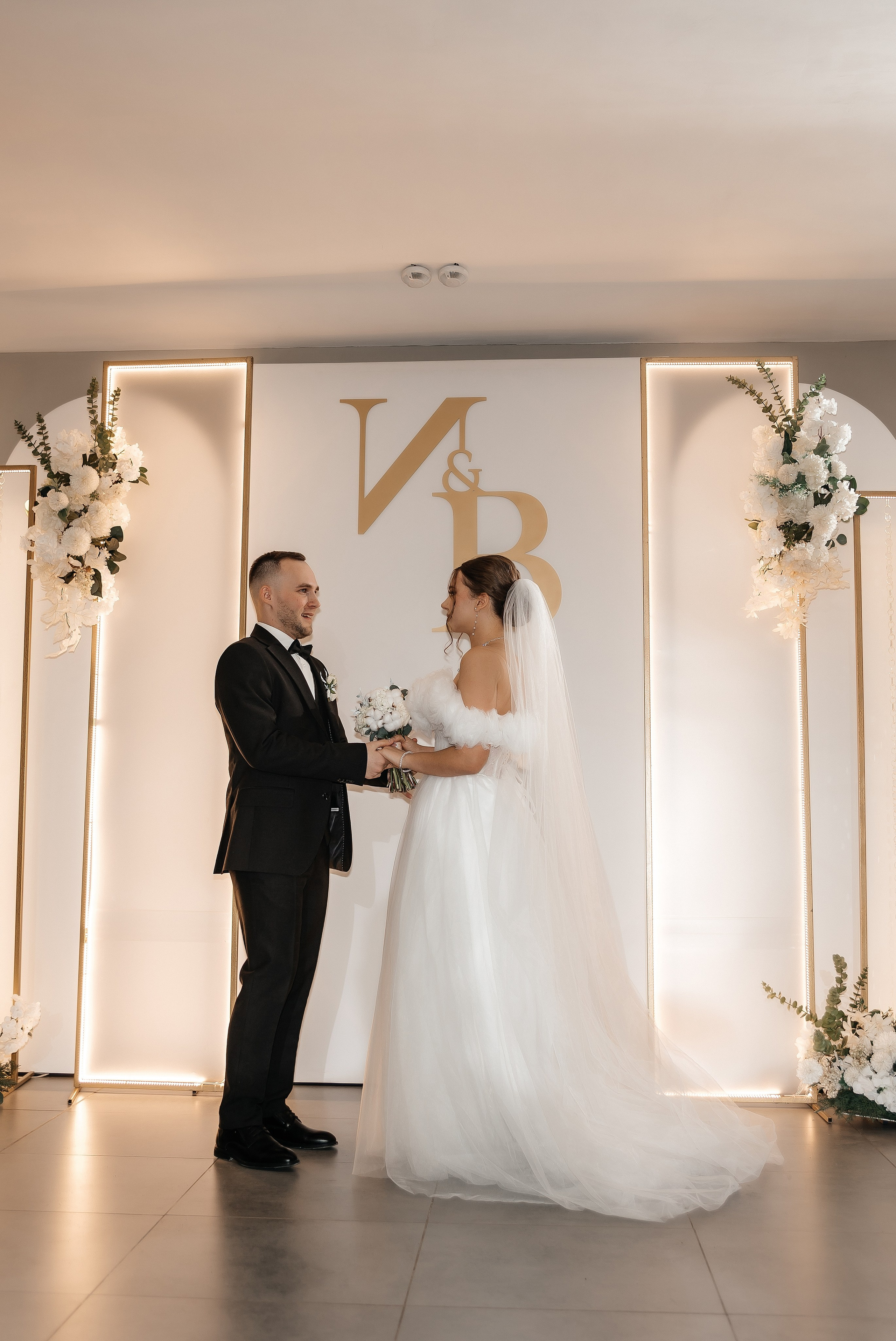 Вероника & Игорь | 22.02.25. Свадебный и семейный фотограф в Омске Евгения Хакимова