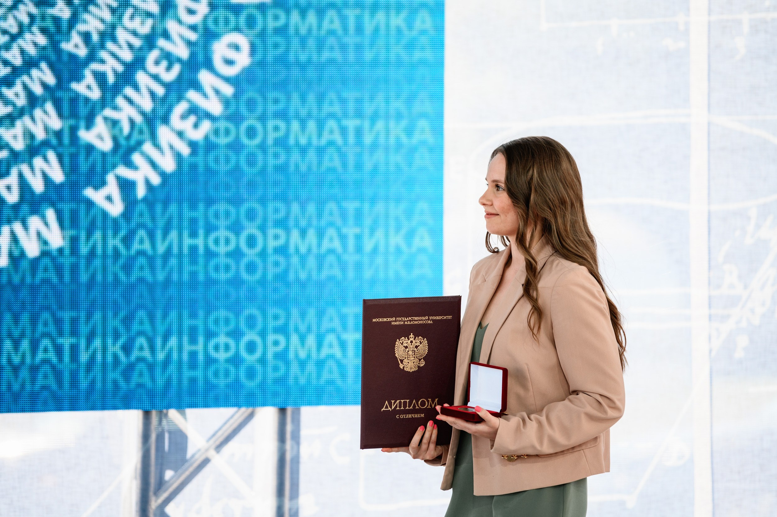 Выпускной МГУ. Фотограф Захваткин Роман