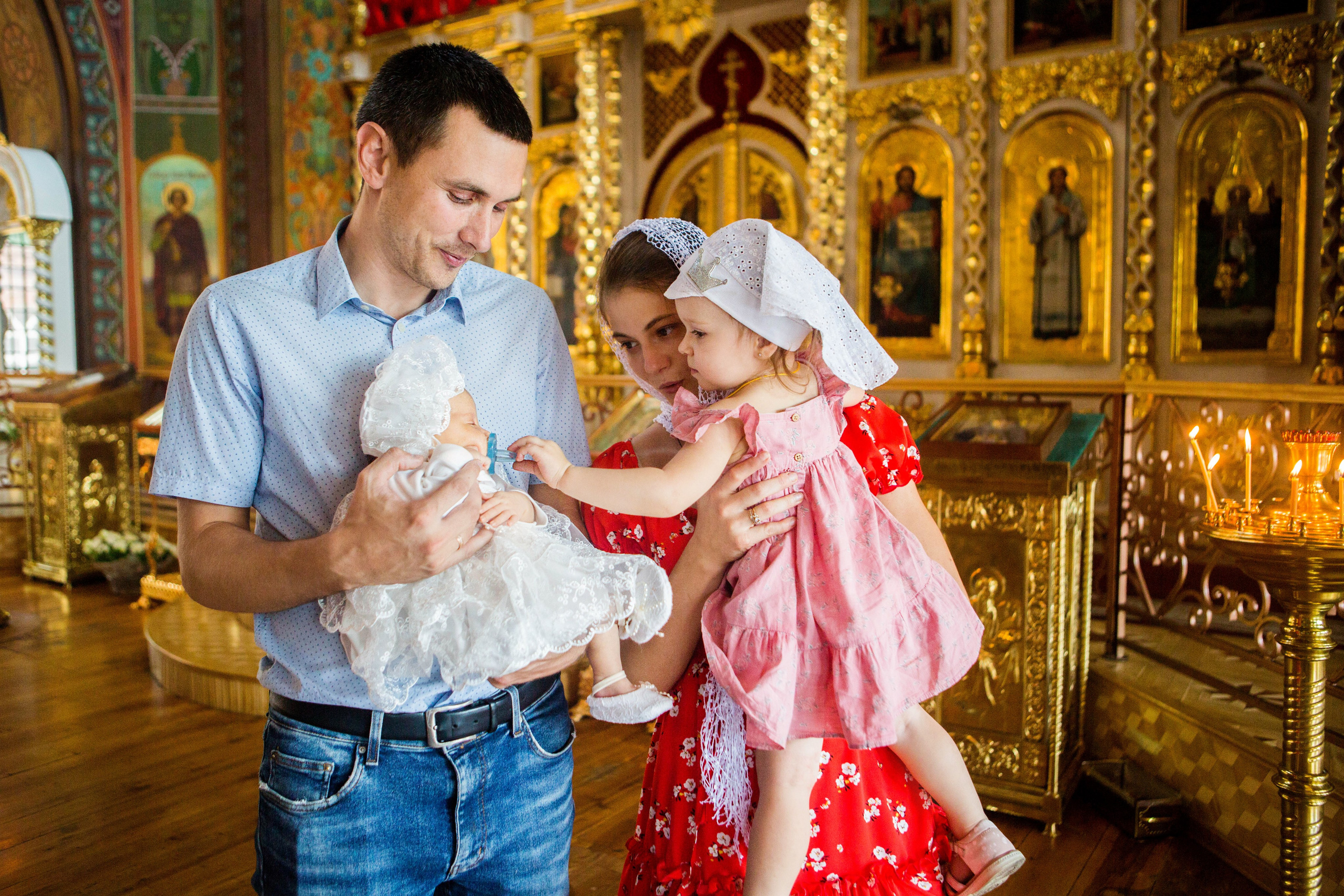 Крещение Надежды. Свято-Троицкий собор. Свадебный семейный и детский фотограф в Краснодаре Карина Федоровская