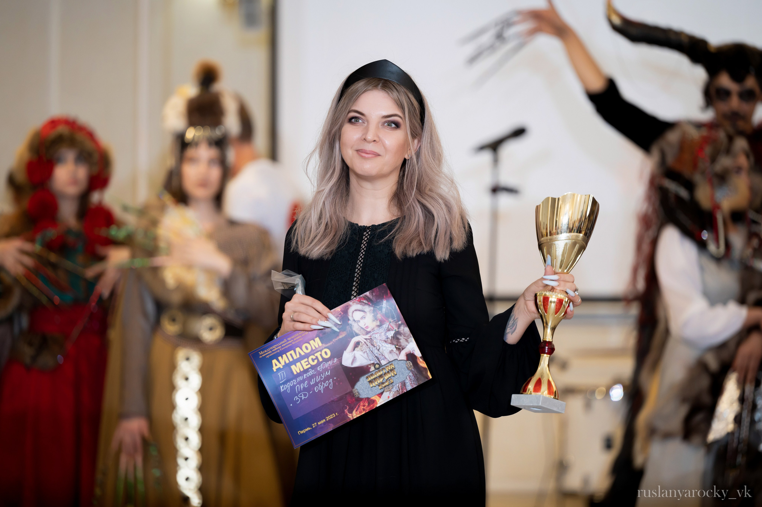 Модный показ. Репортажный фотограф