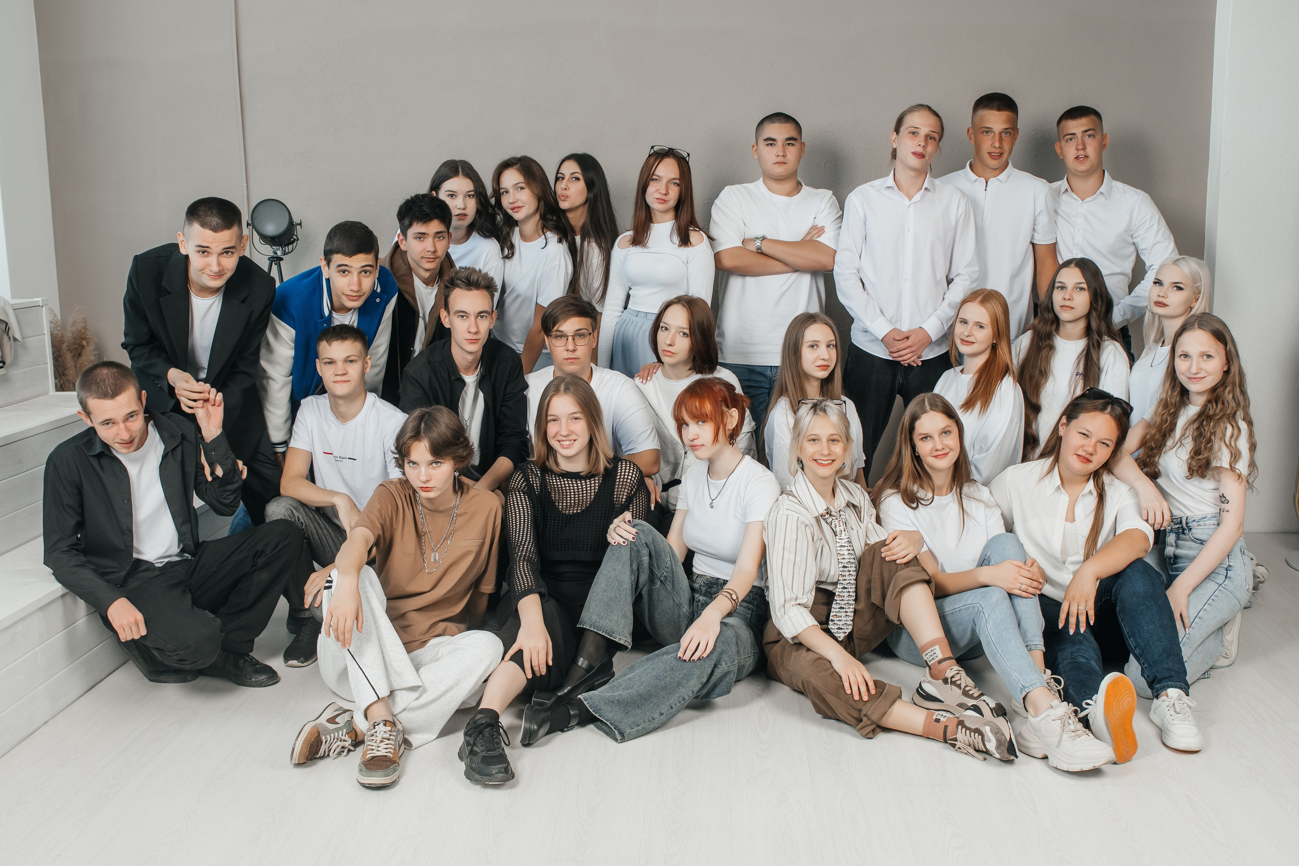 Школа № 1 — 11 класс выпуск 2025. Фотограф Ярмишко Дарья. Выпускные фотокниги