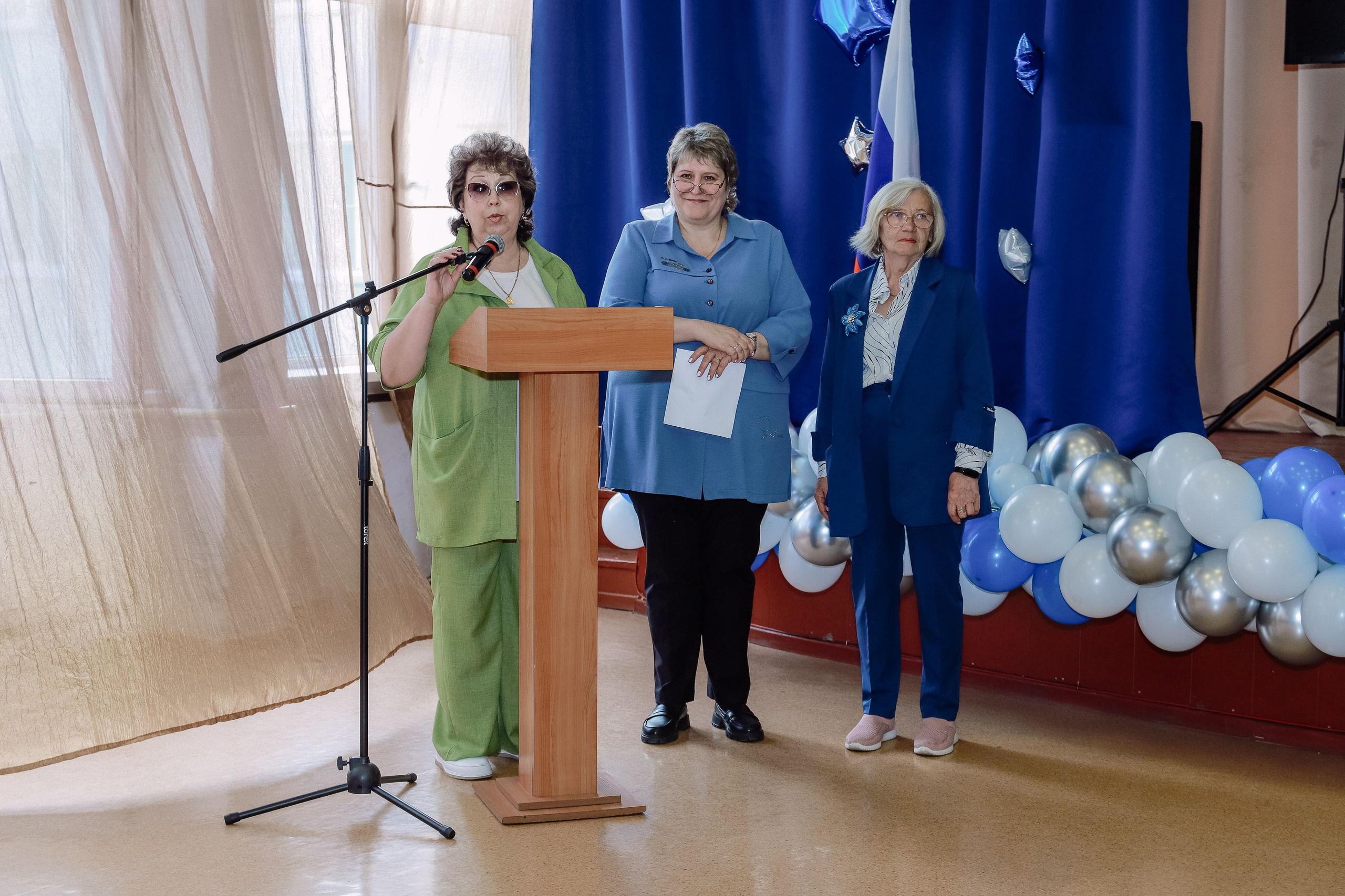 Последний звонок 9 кл № 26. Фотограф Юлия Мальцева