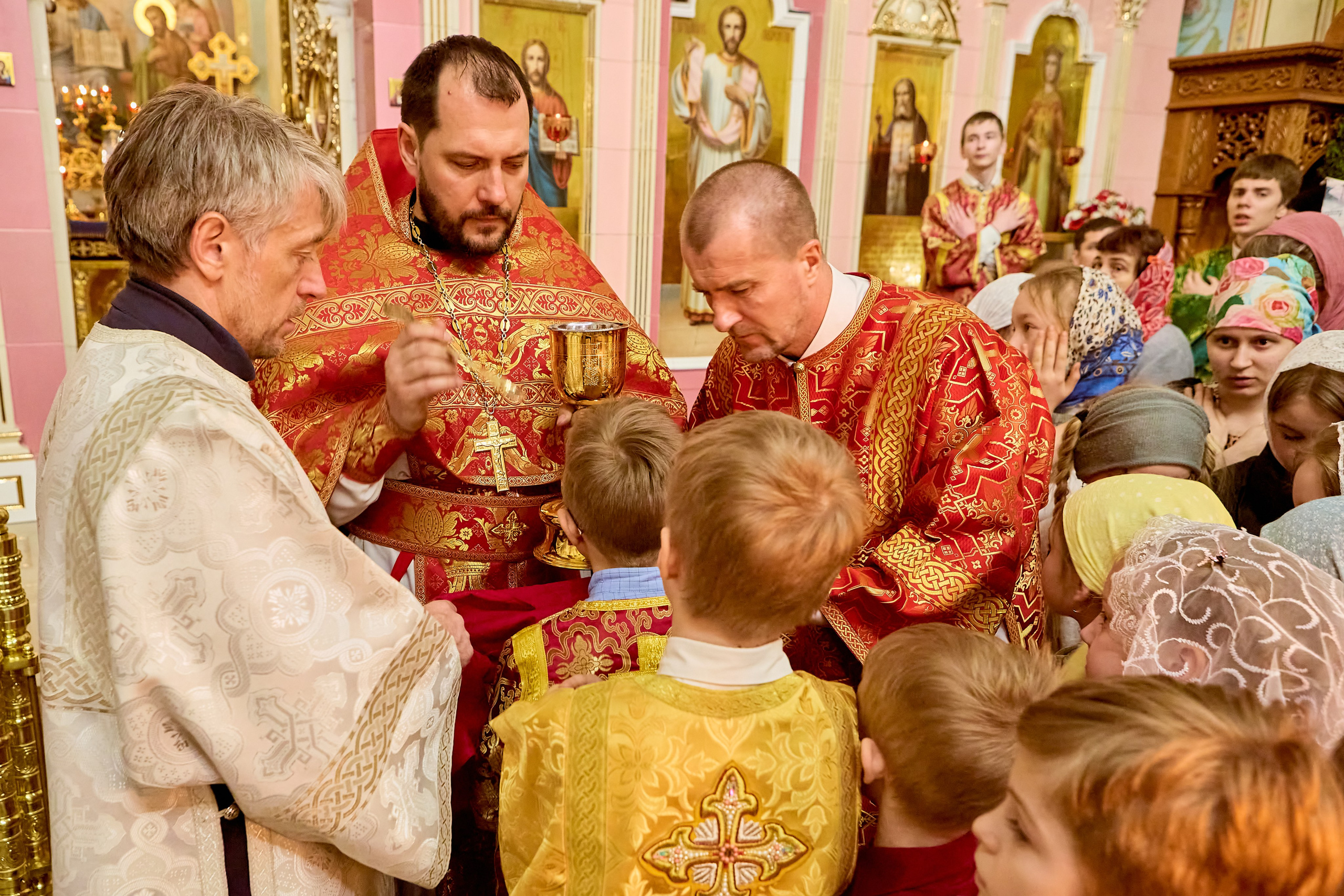 Причастие в Пасхальную ночь