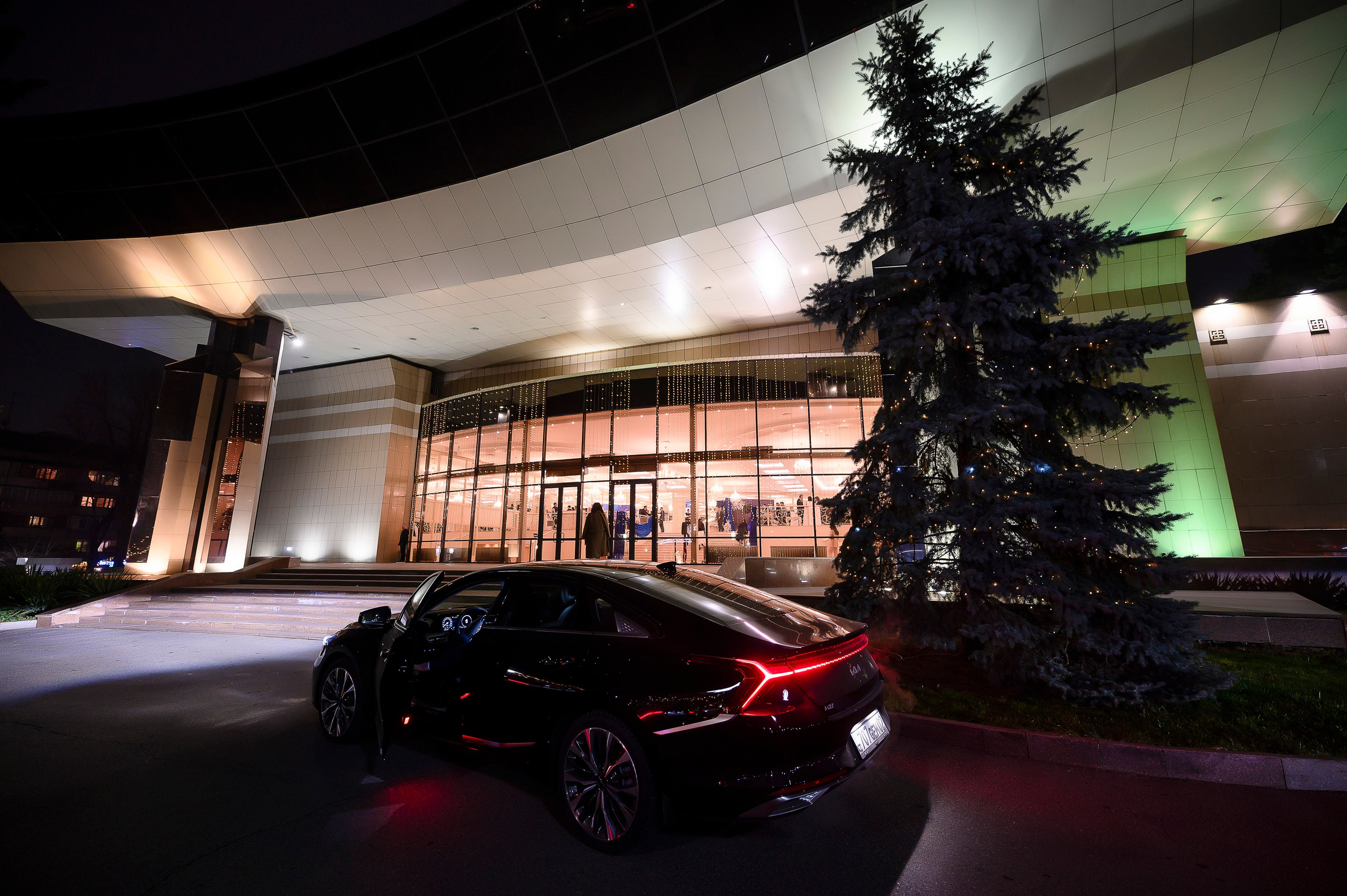 Charity ball 2024. Интерьерный и репортажный фотограф в Алматы