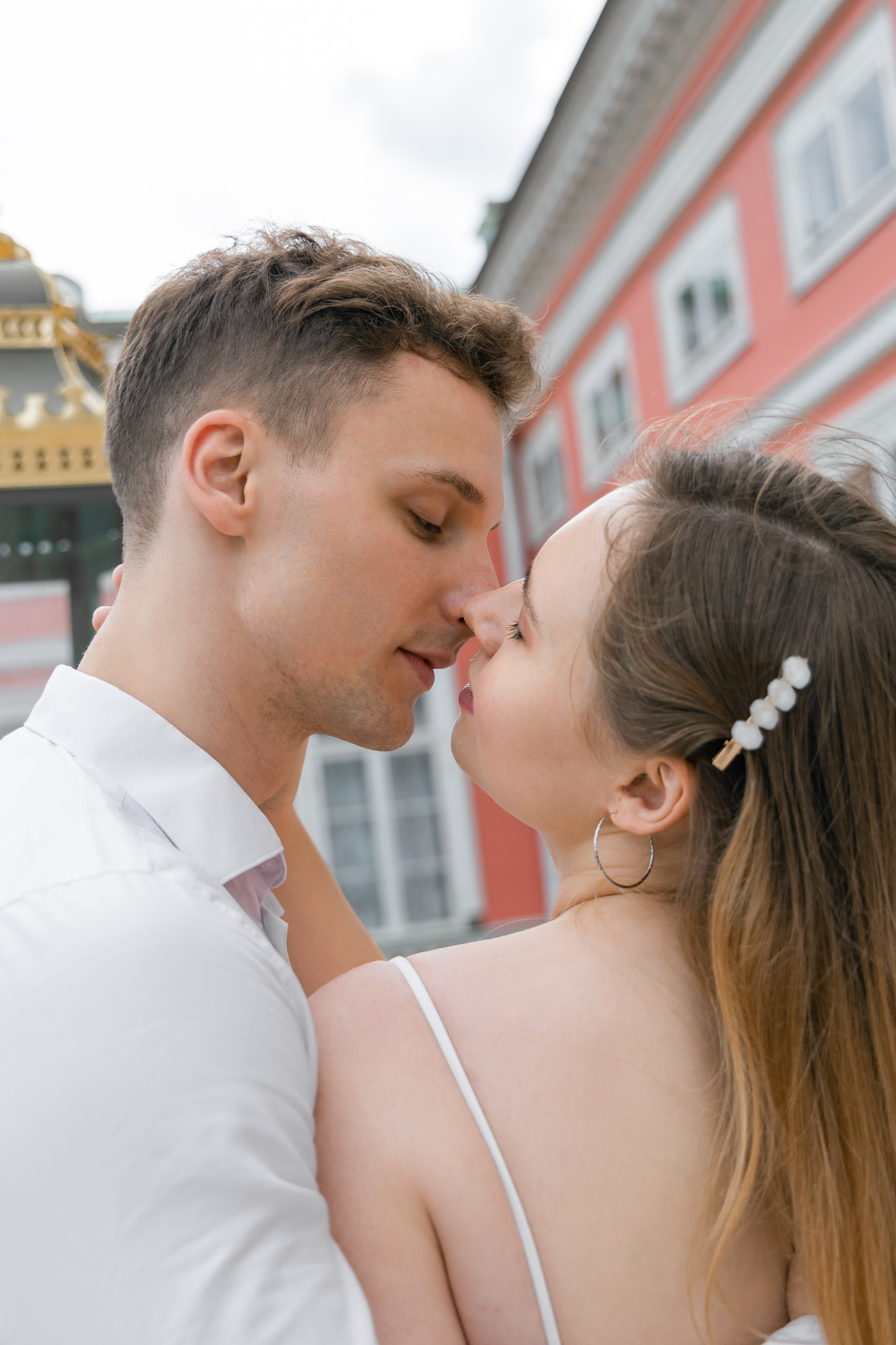 Свадебная прогулка в Усадьбе Кусково. Свадебный фотограф Кирилл Шустров