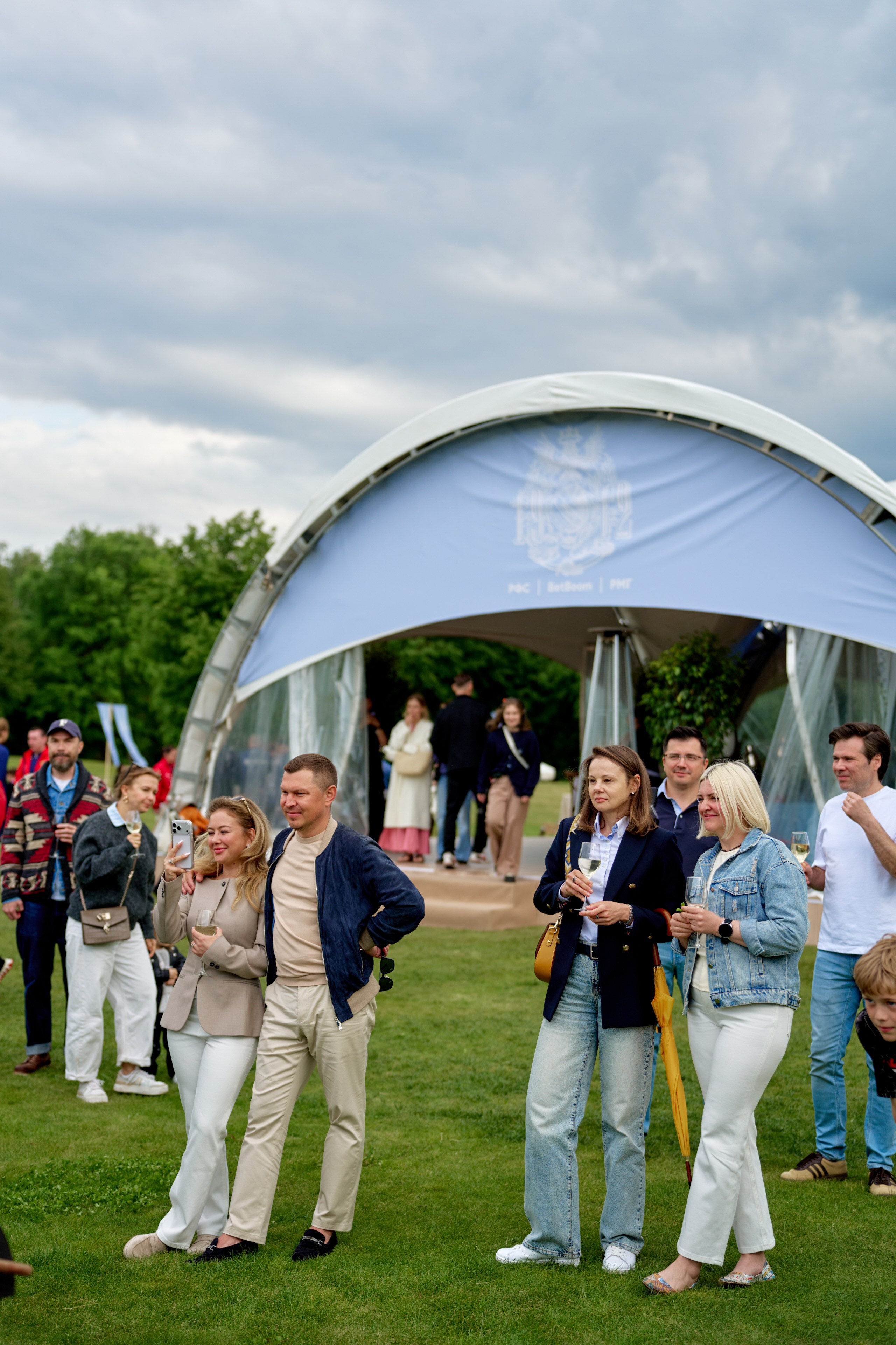 Пикник со сборной России по футболу. Олег Акентьев | Event | Culture Photographer | Inside events | public life Moscow & 🌎