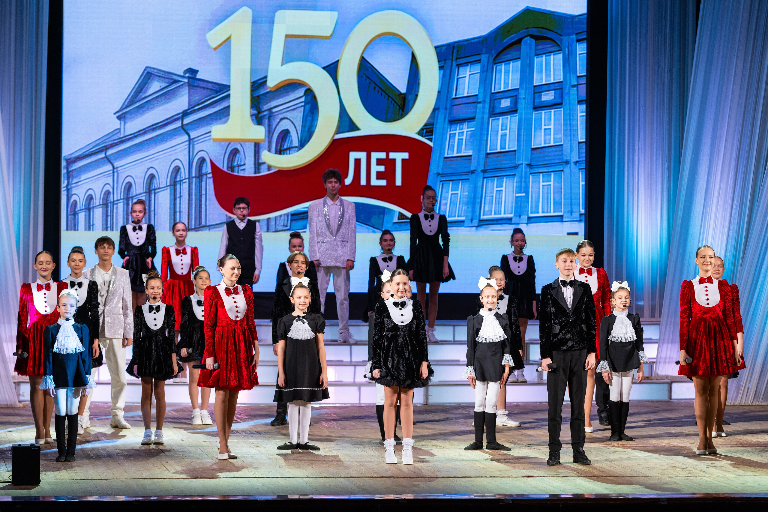 Юбилей первой школы города Рыбинска. Главная